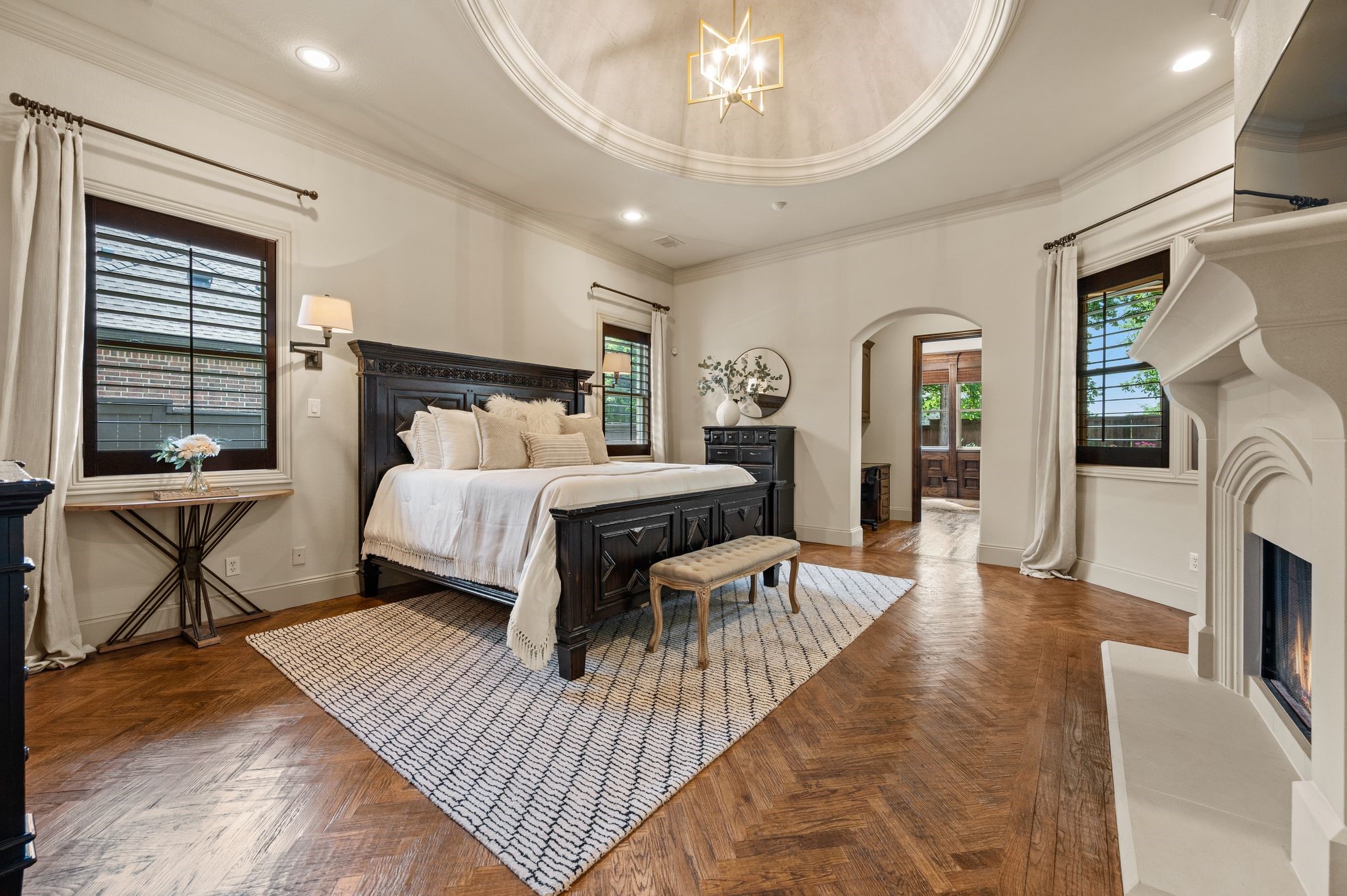 6804 Whittier Lane
