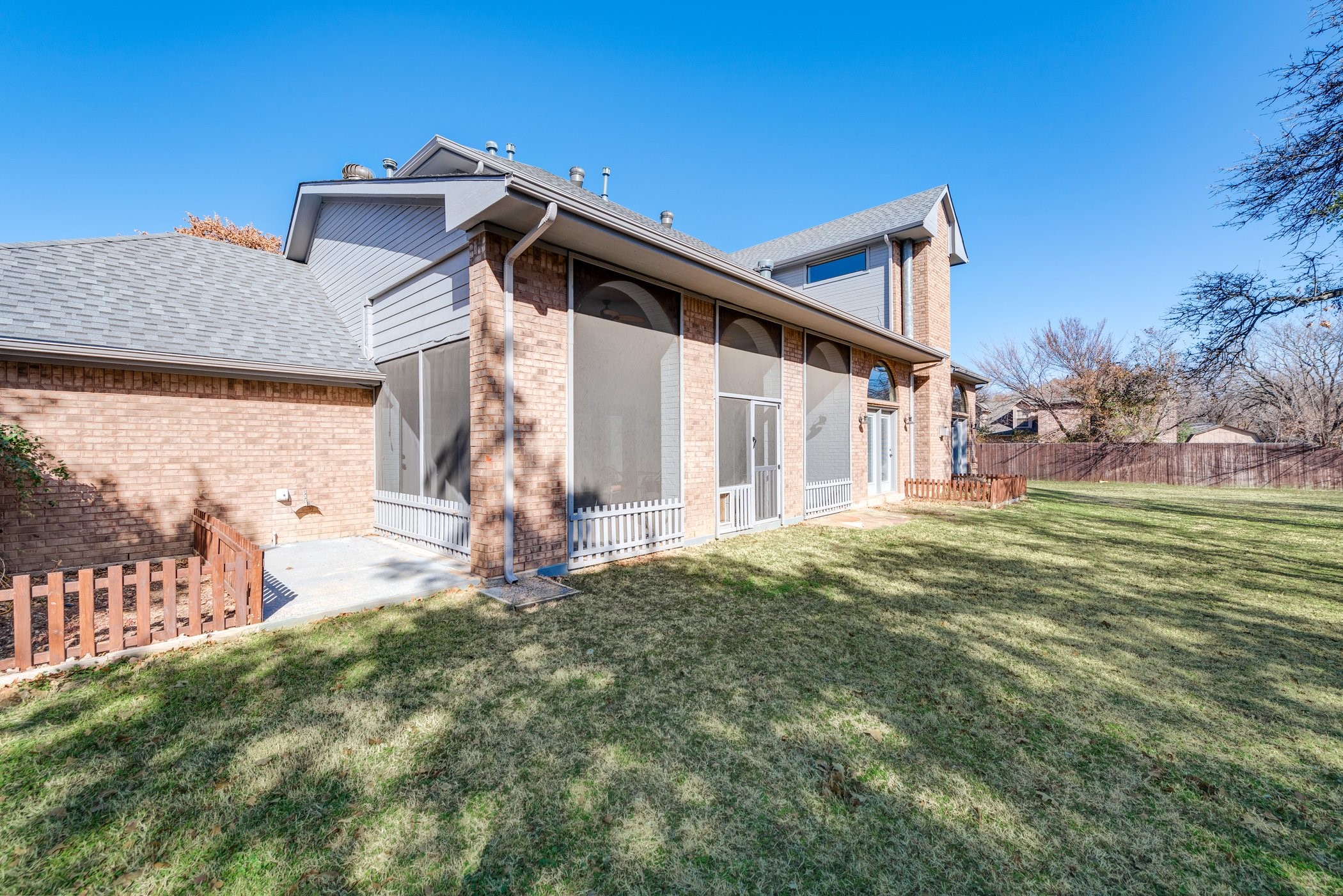 2420 Fawkes Lane