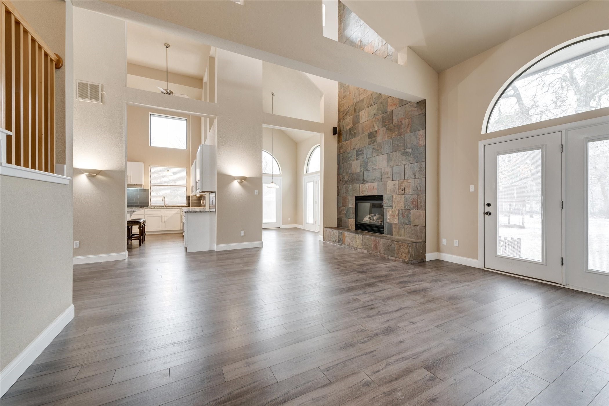 2420 Fawkes Lane