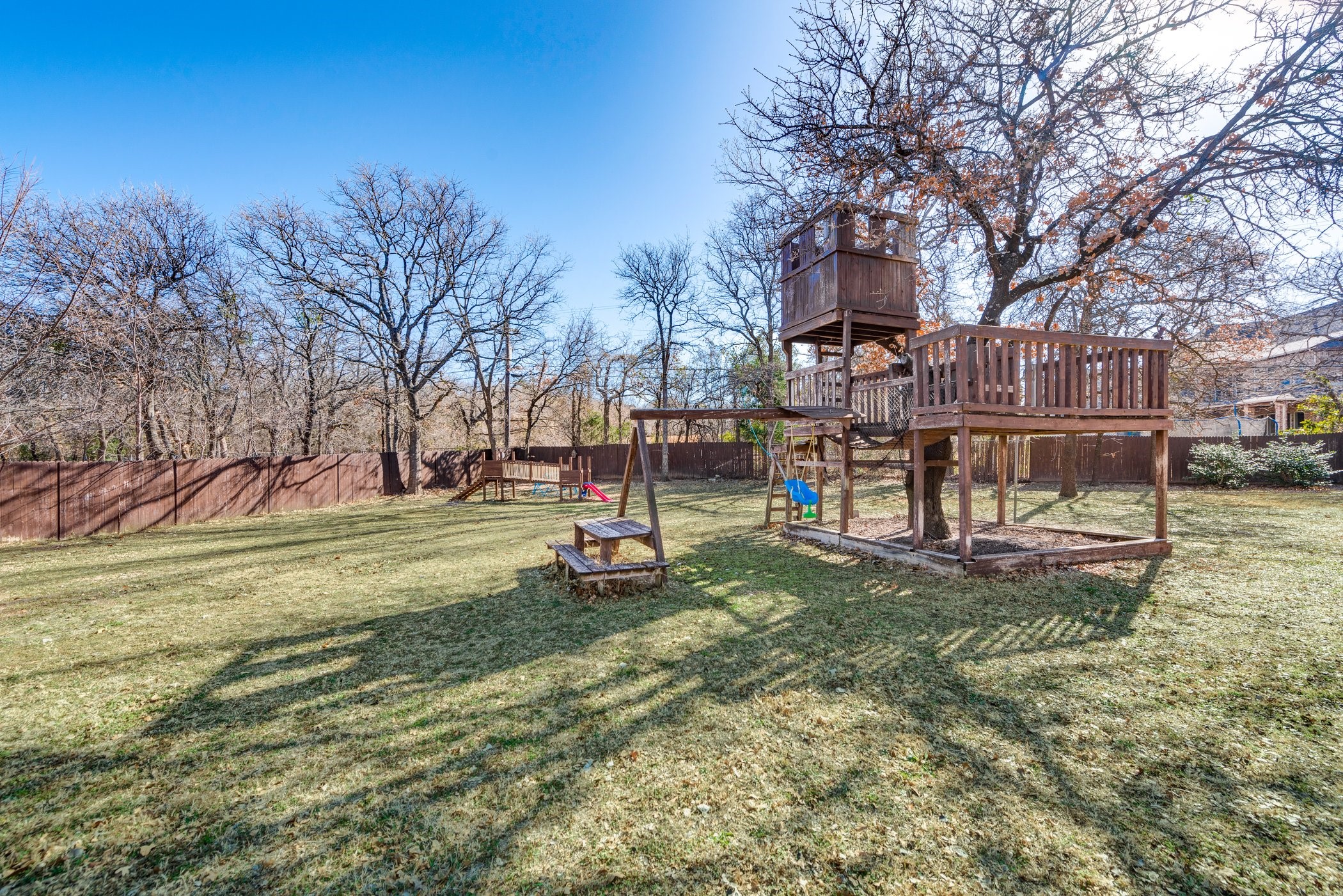 2420 Fawkes Lane