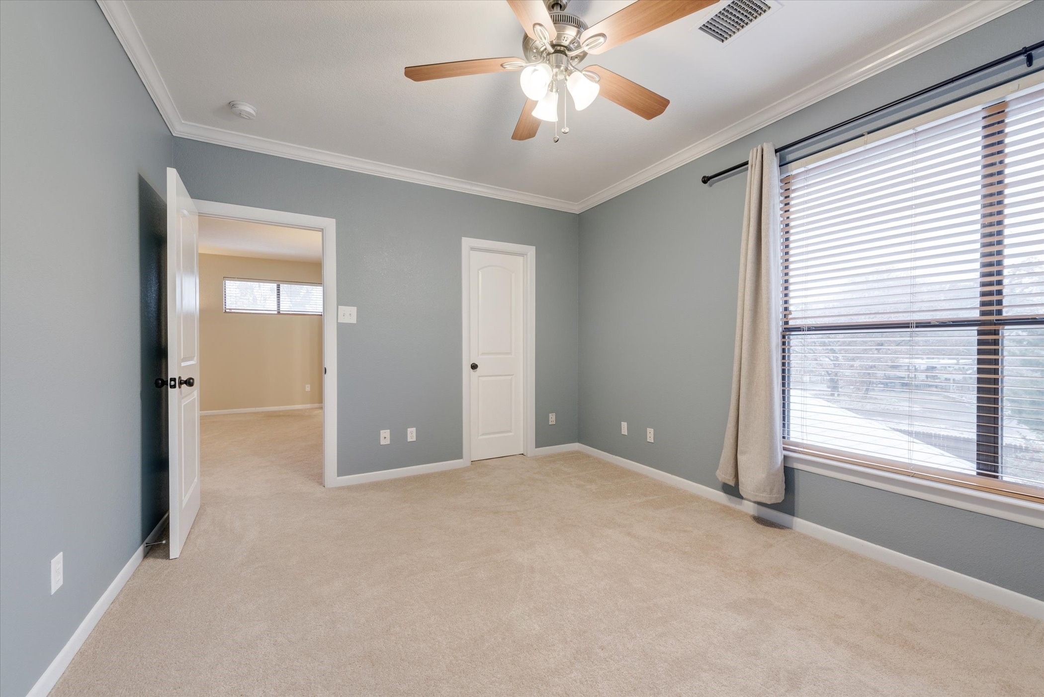 2420 Fawkes Lane