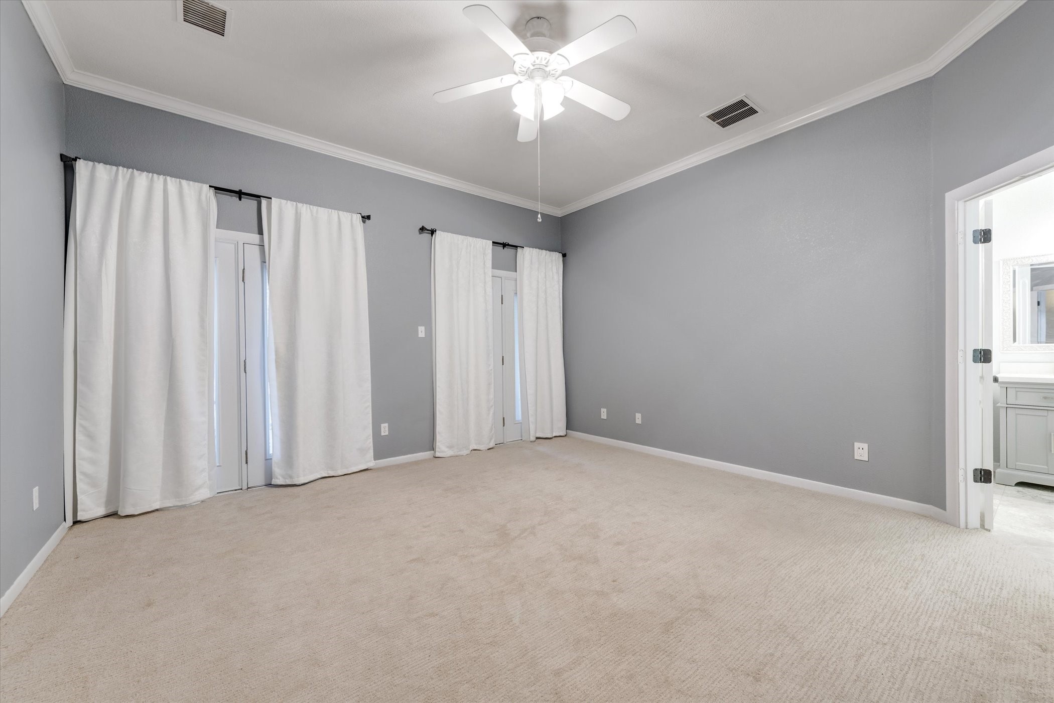 2420 Fawkes Lane