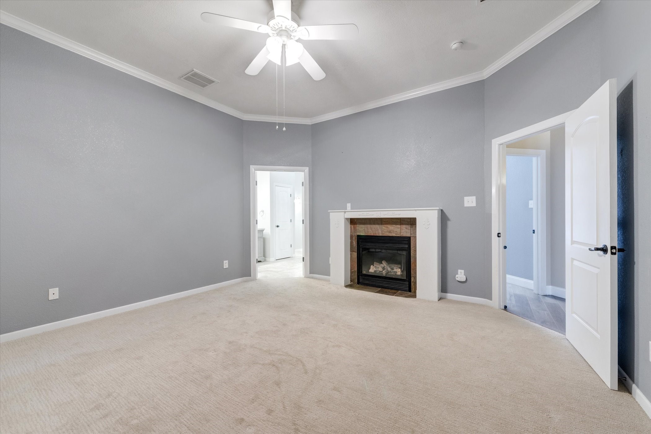 2420 Fawkes Lane
