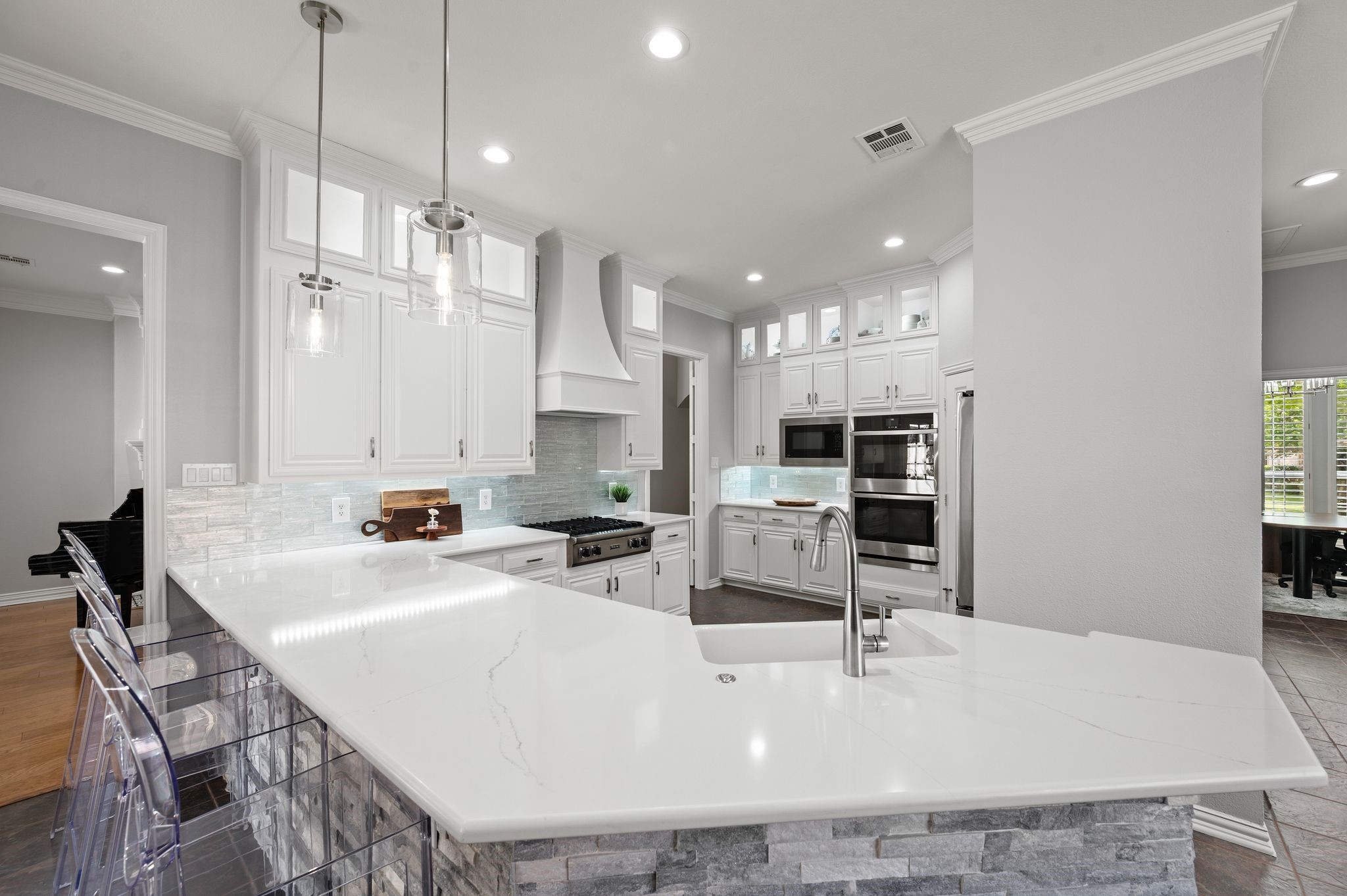 4111 Paddington Lane