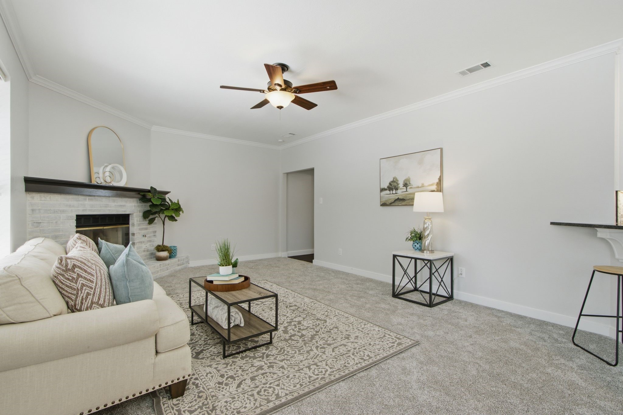 6836 Moss Lane