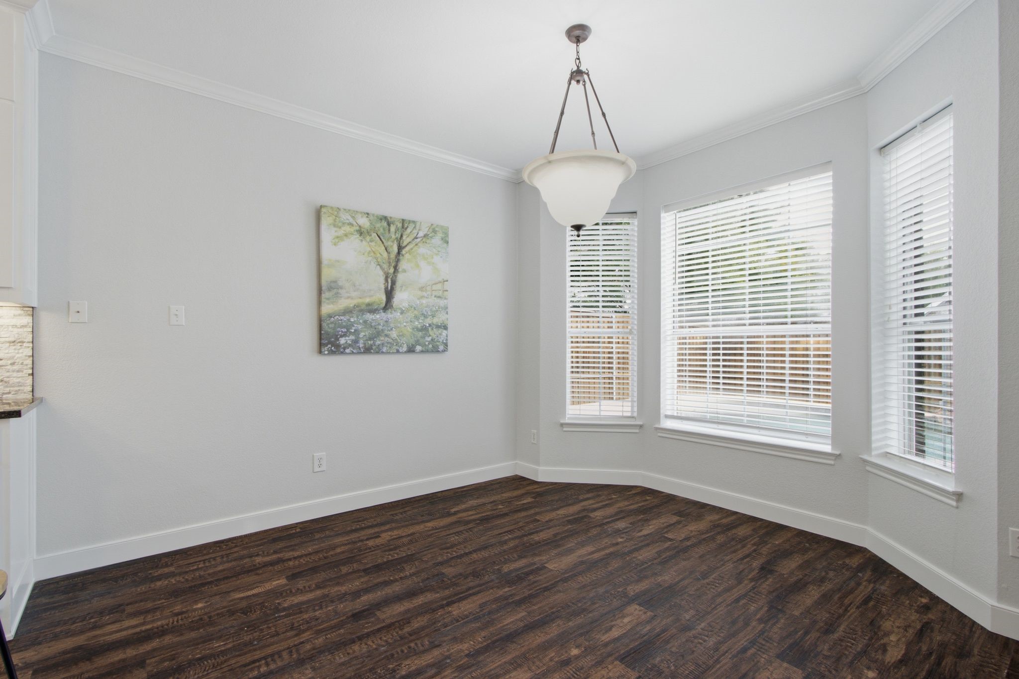 6836 Moss Lane