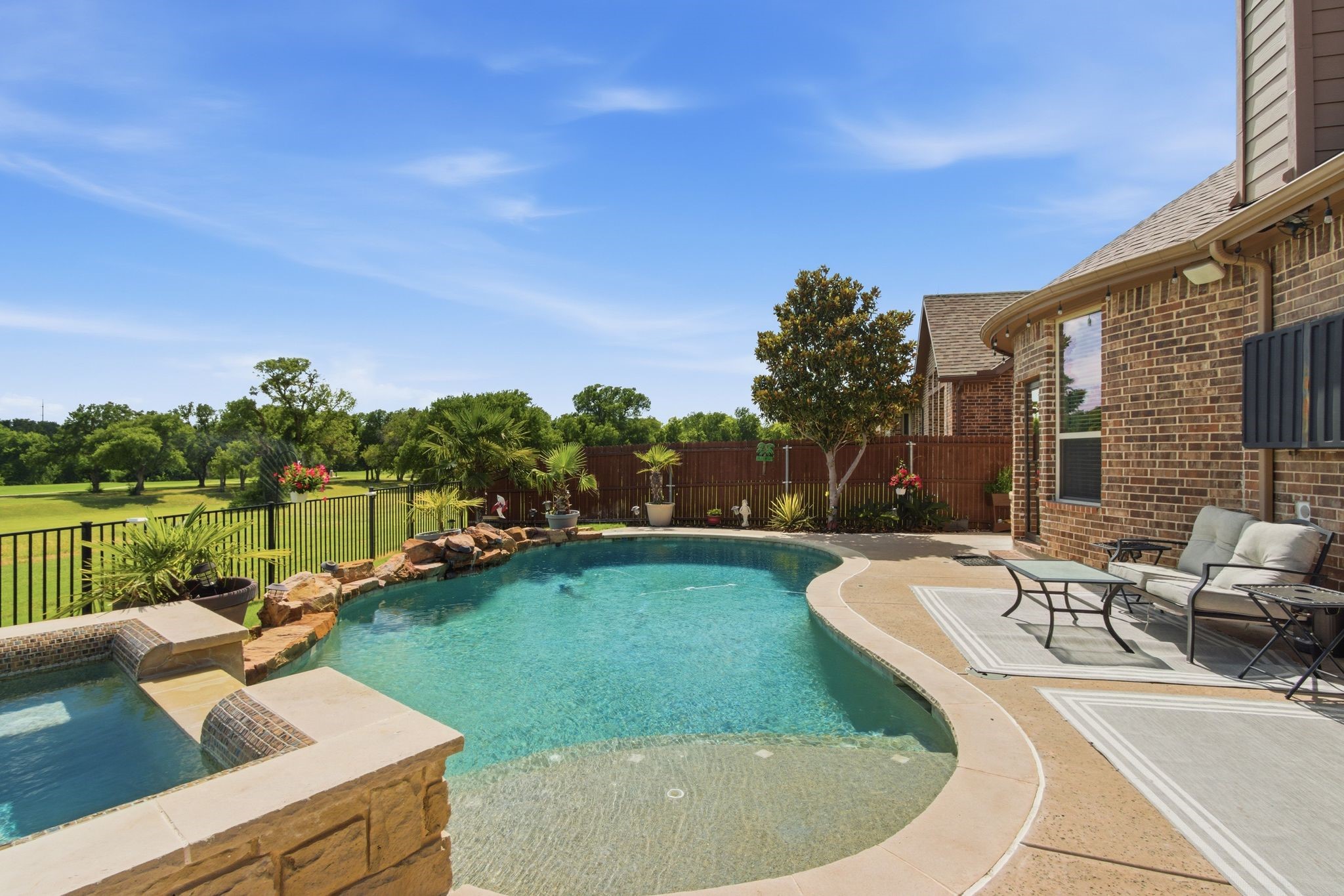 15601 Mirasol Drive