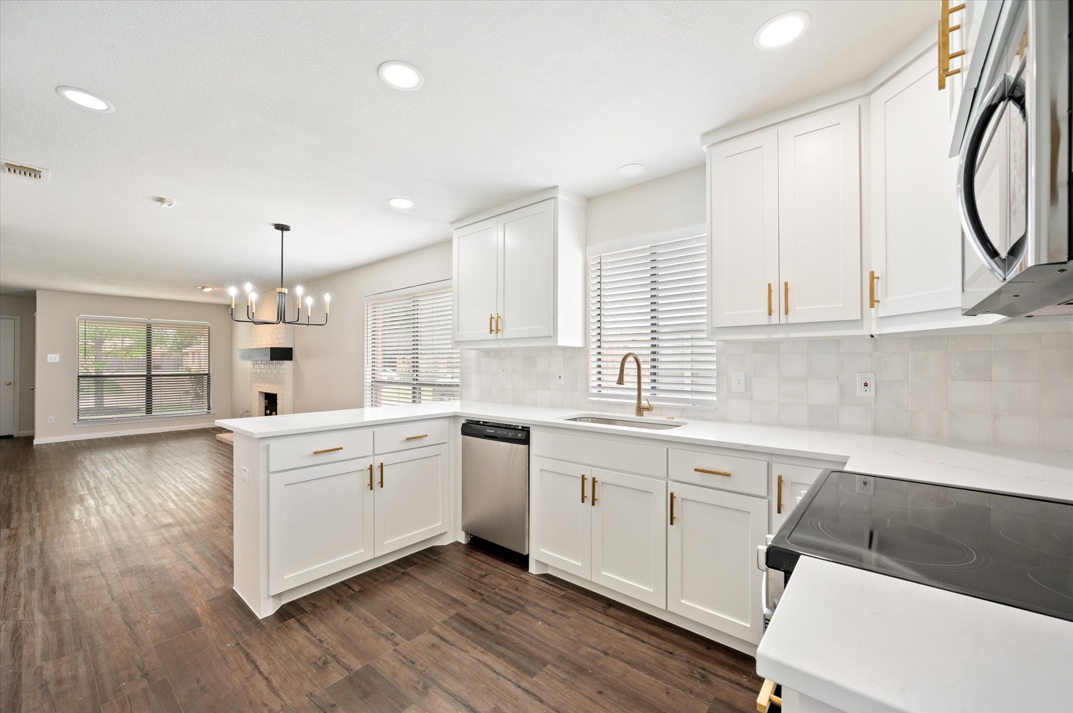 5718 Cancun Drive