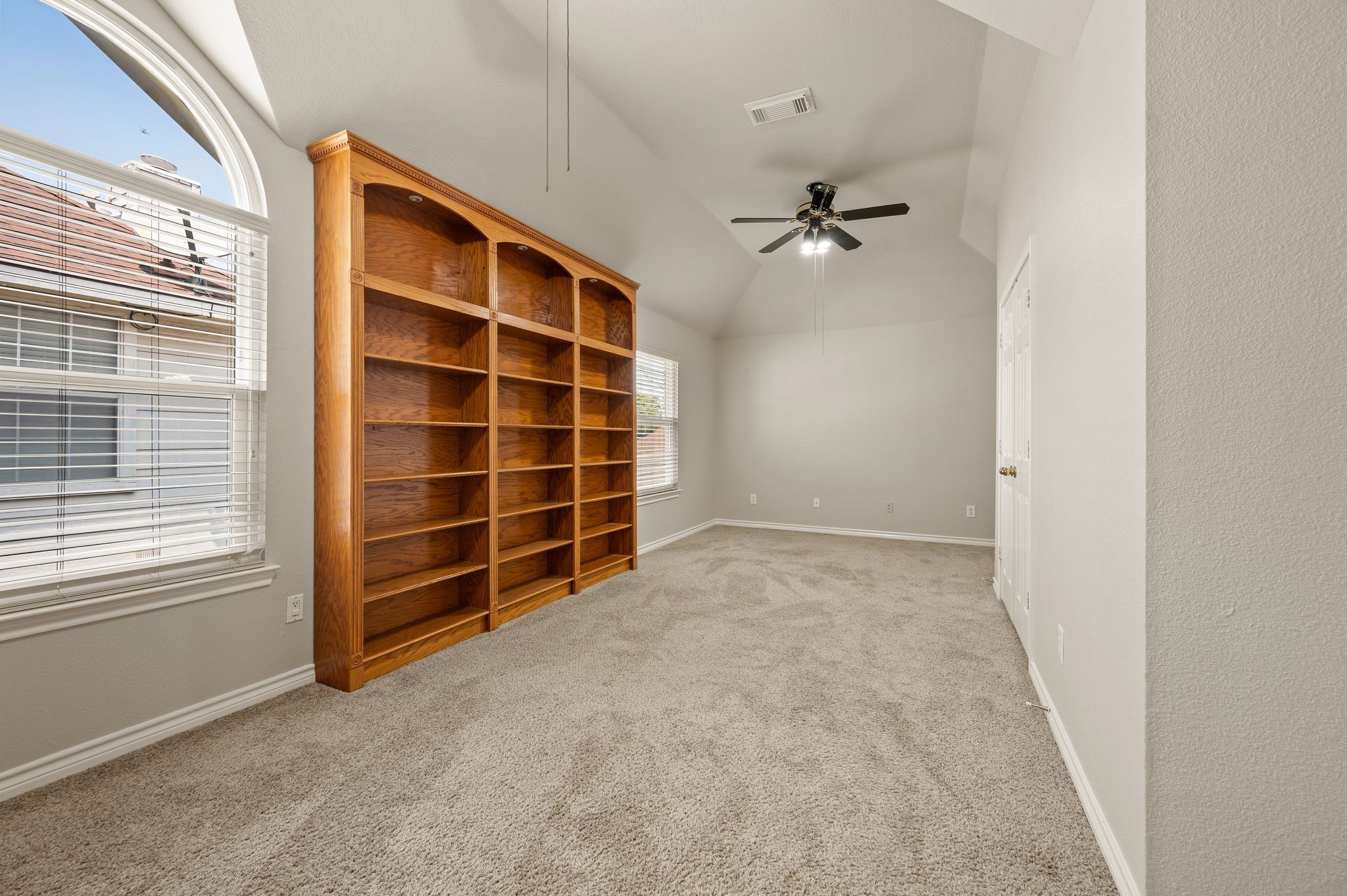 1133 Kelly Lane