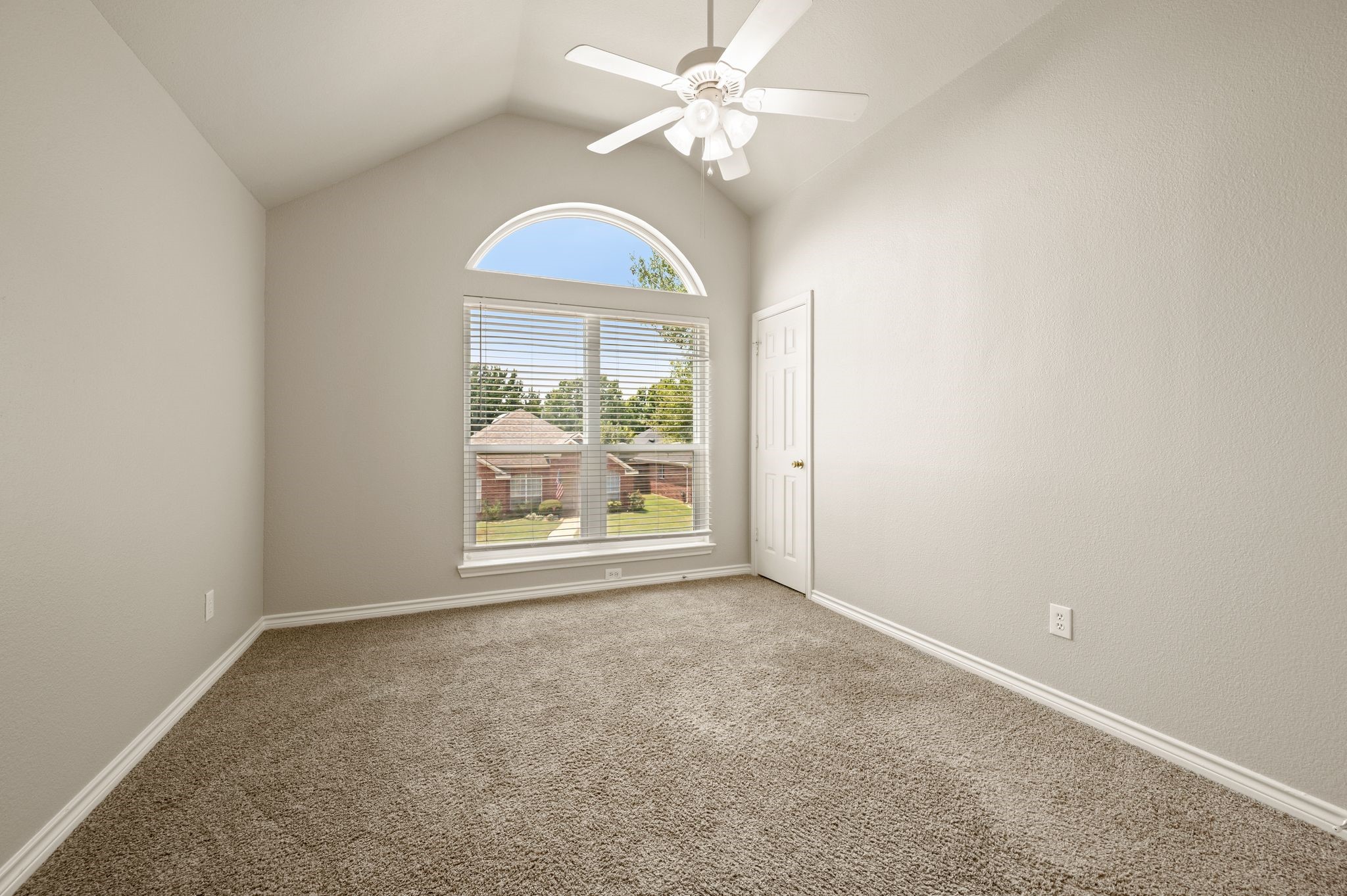 1133 Kelly Lane