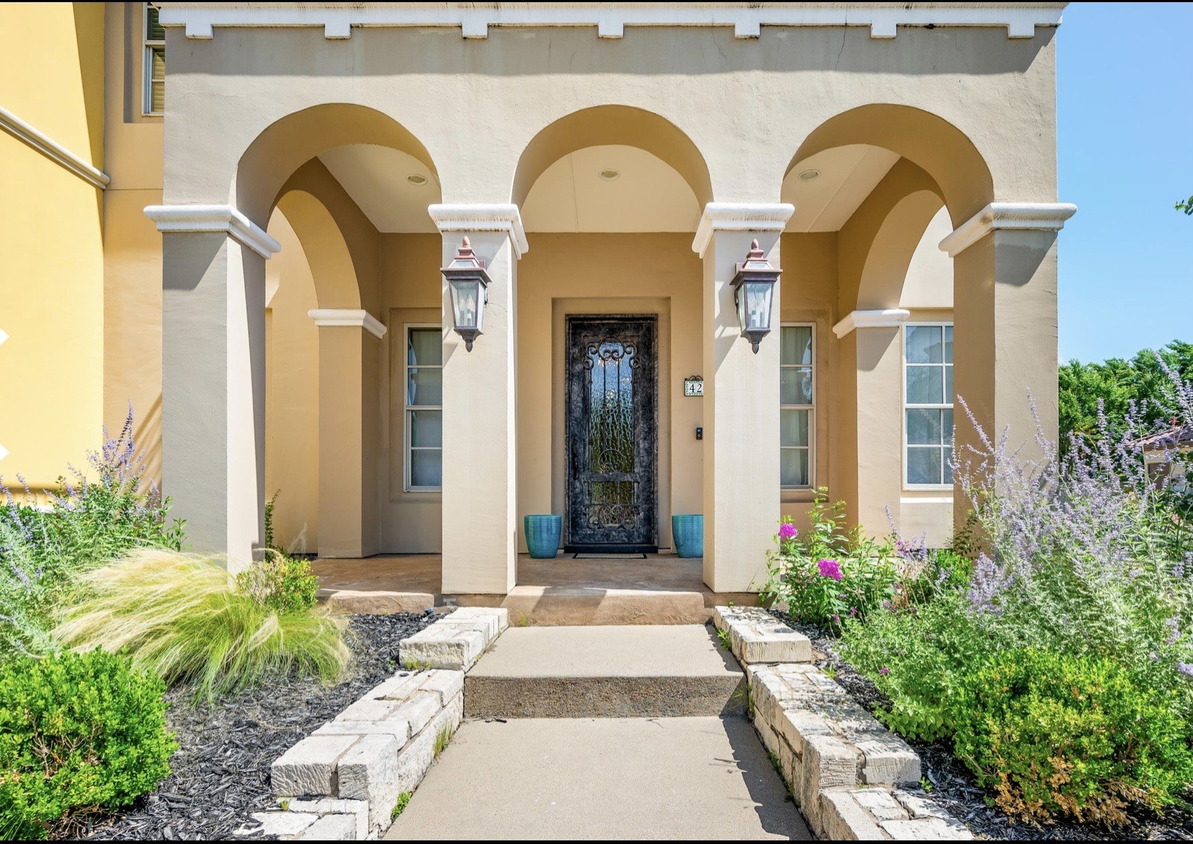 42 Veranda Lane