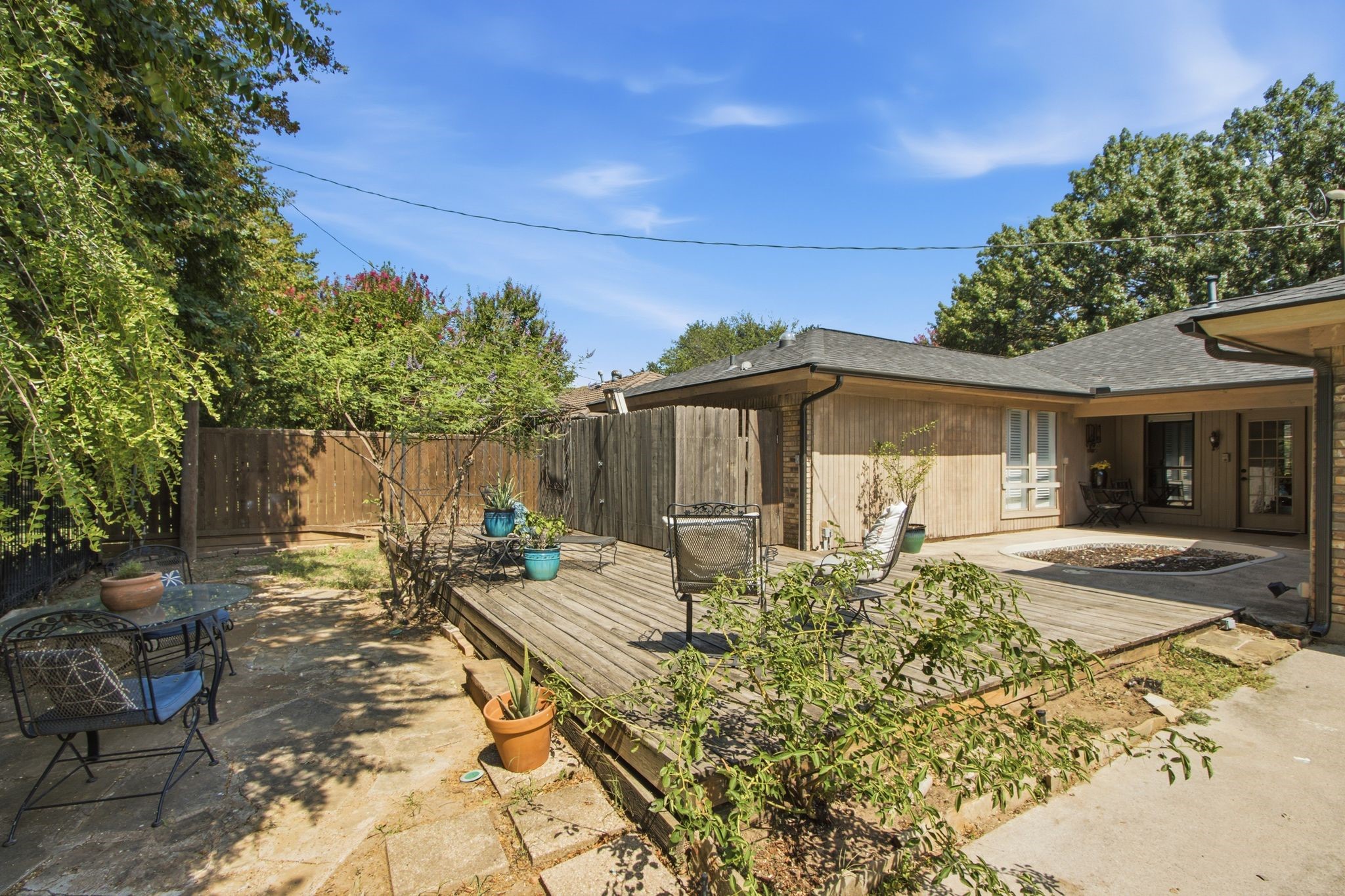 2940 S Creekwood Drive