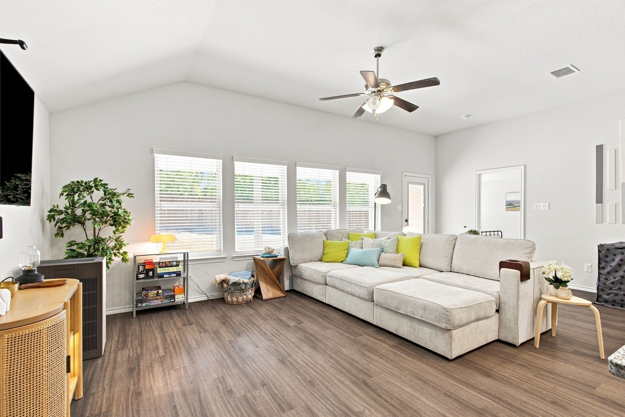 10853 Live Oak Creek Drive