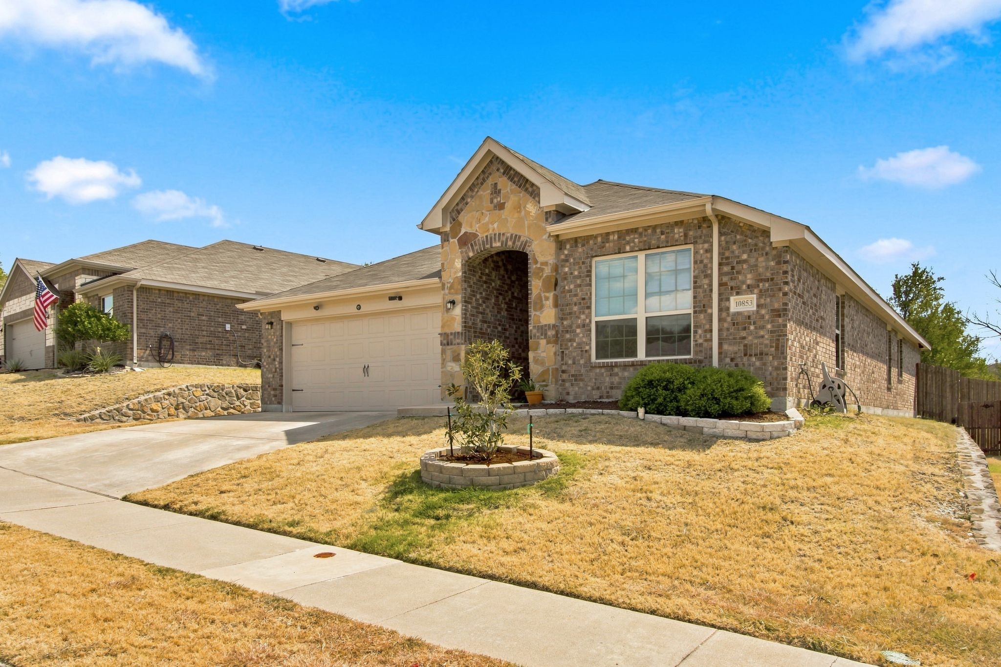 10853 Live Oak Creek Drive