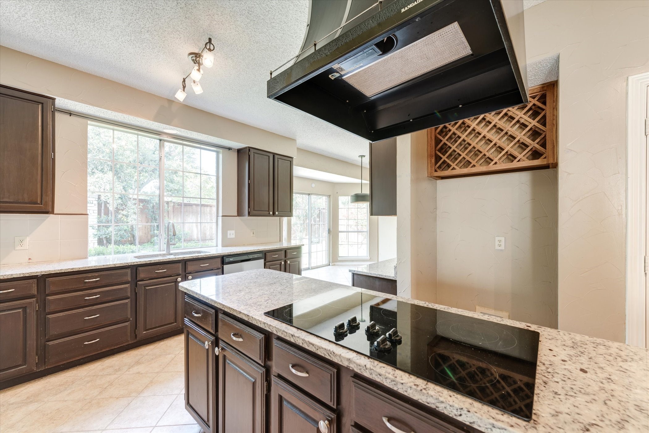 3322 Bridlewood Drive
