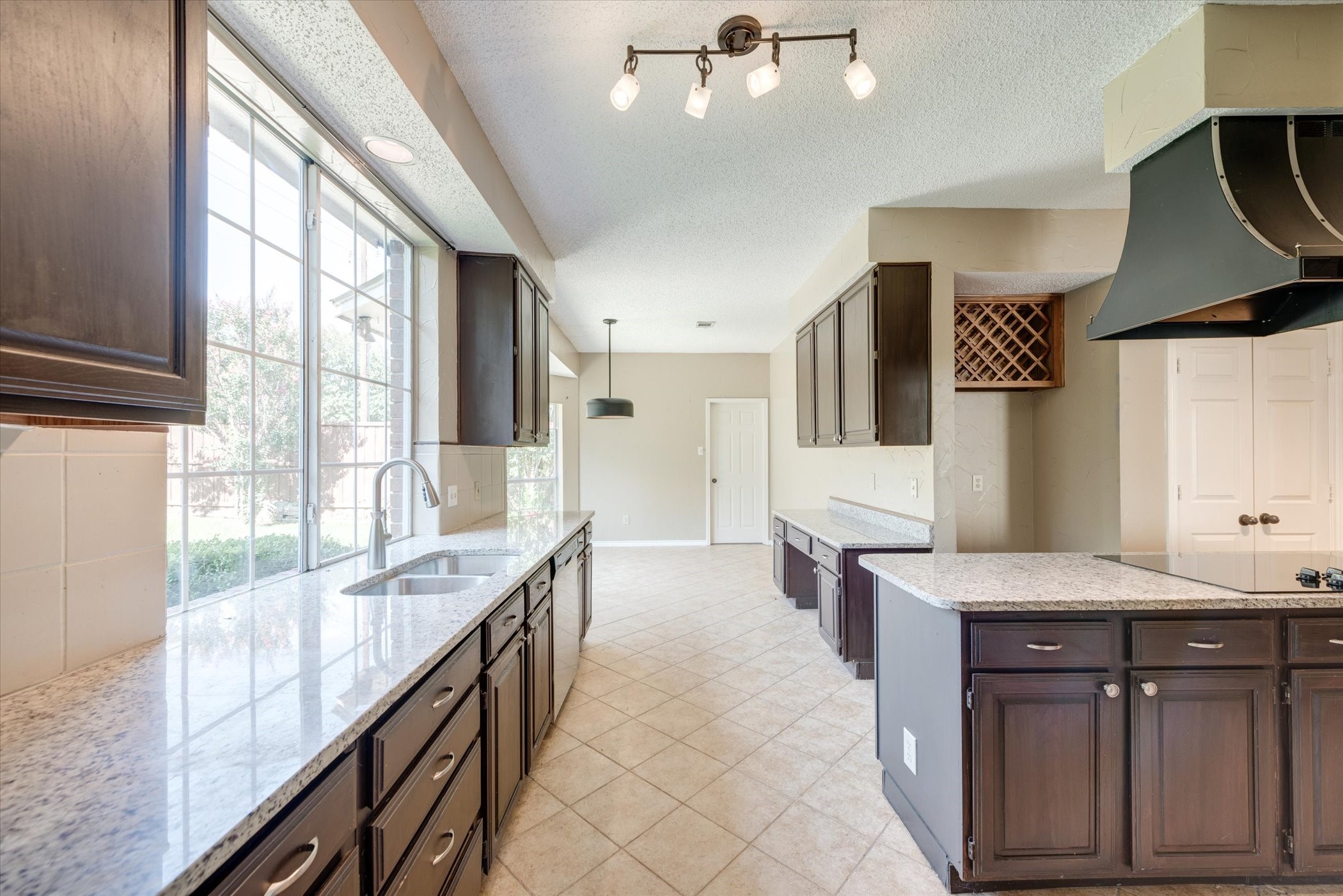 3322 Bridlewood Drive