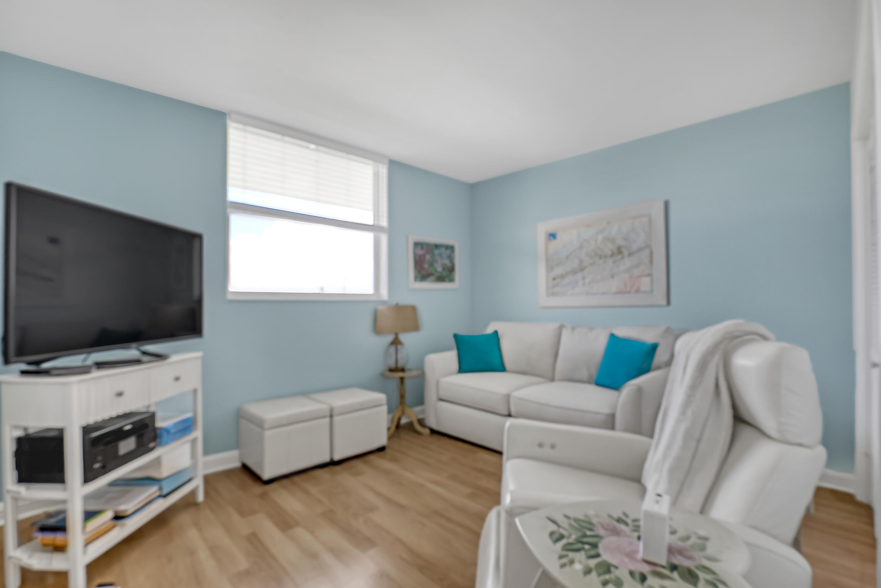 689 NE 6th 4020