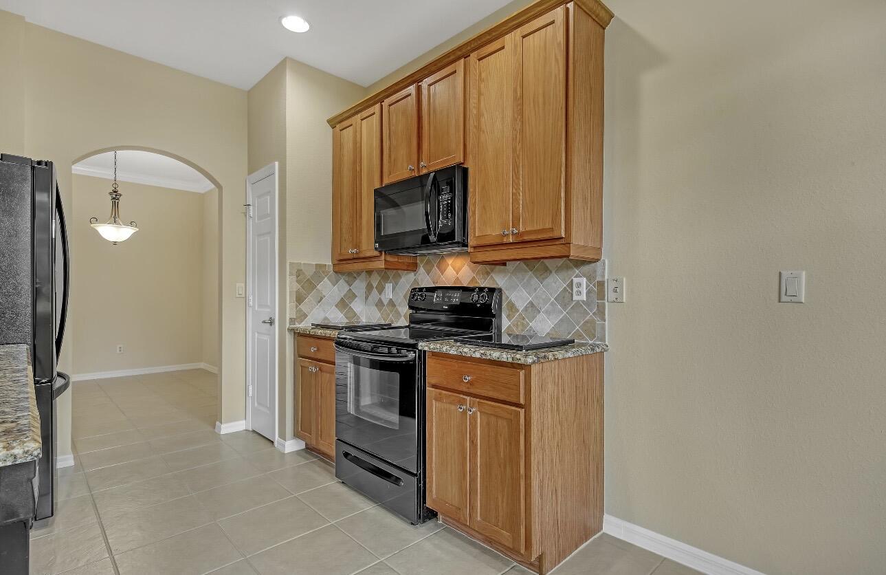 2175 Wingate Bend
