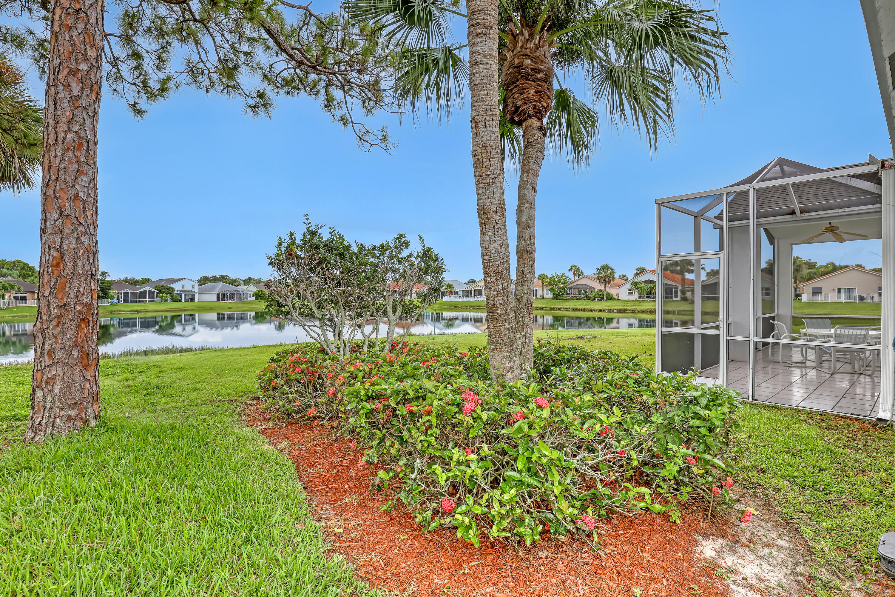 101 Meadowlands Drive