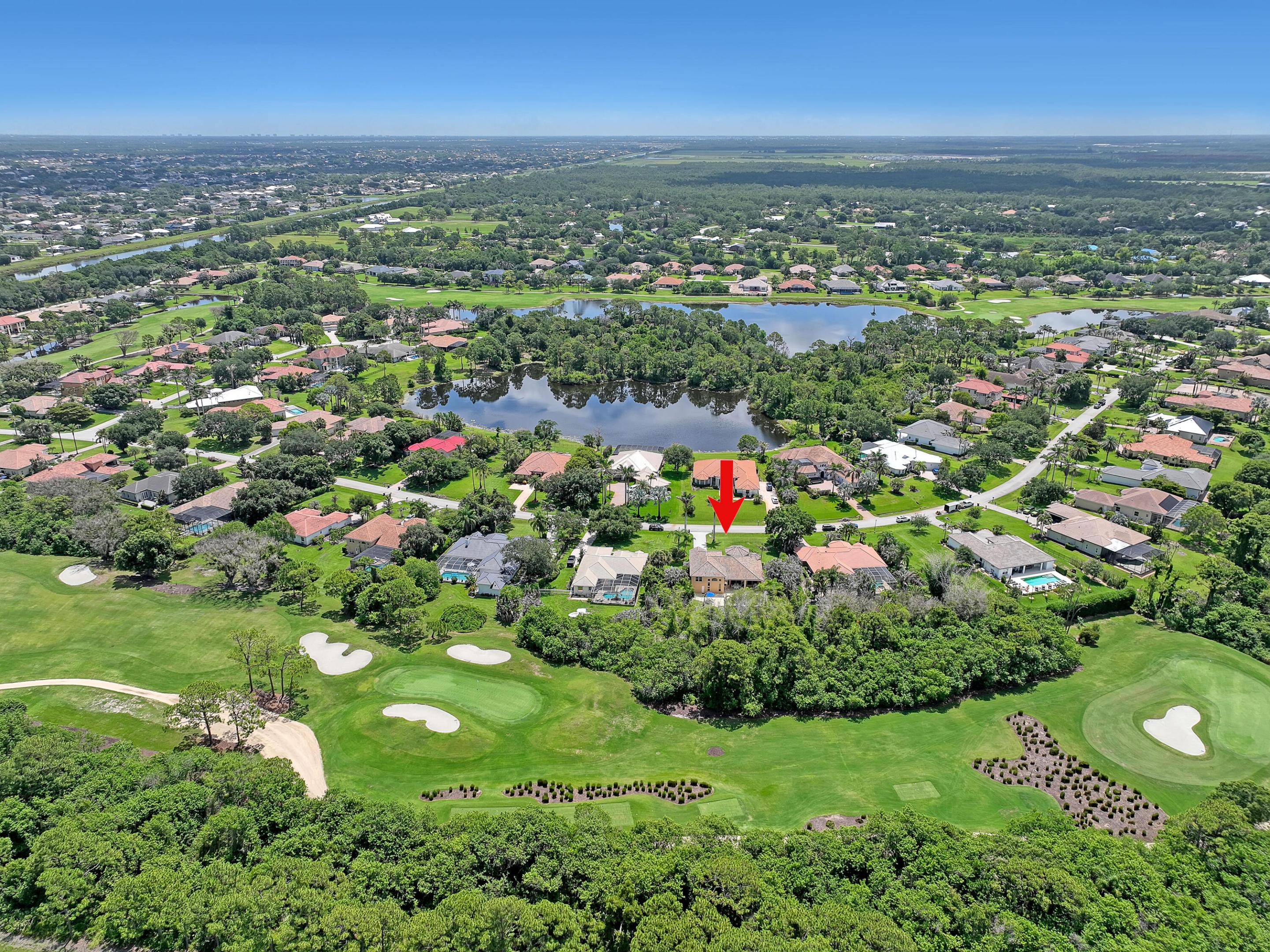 559 SW Squire Johns Lane