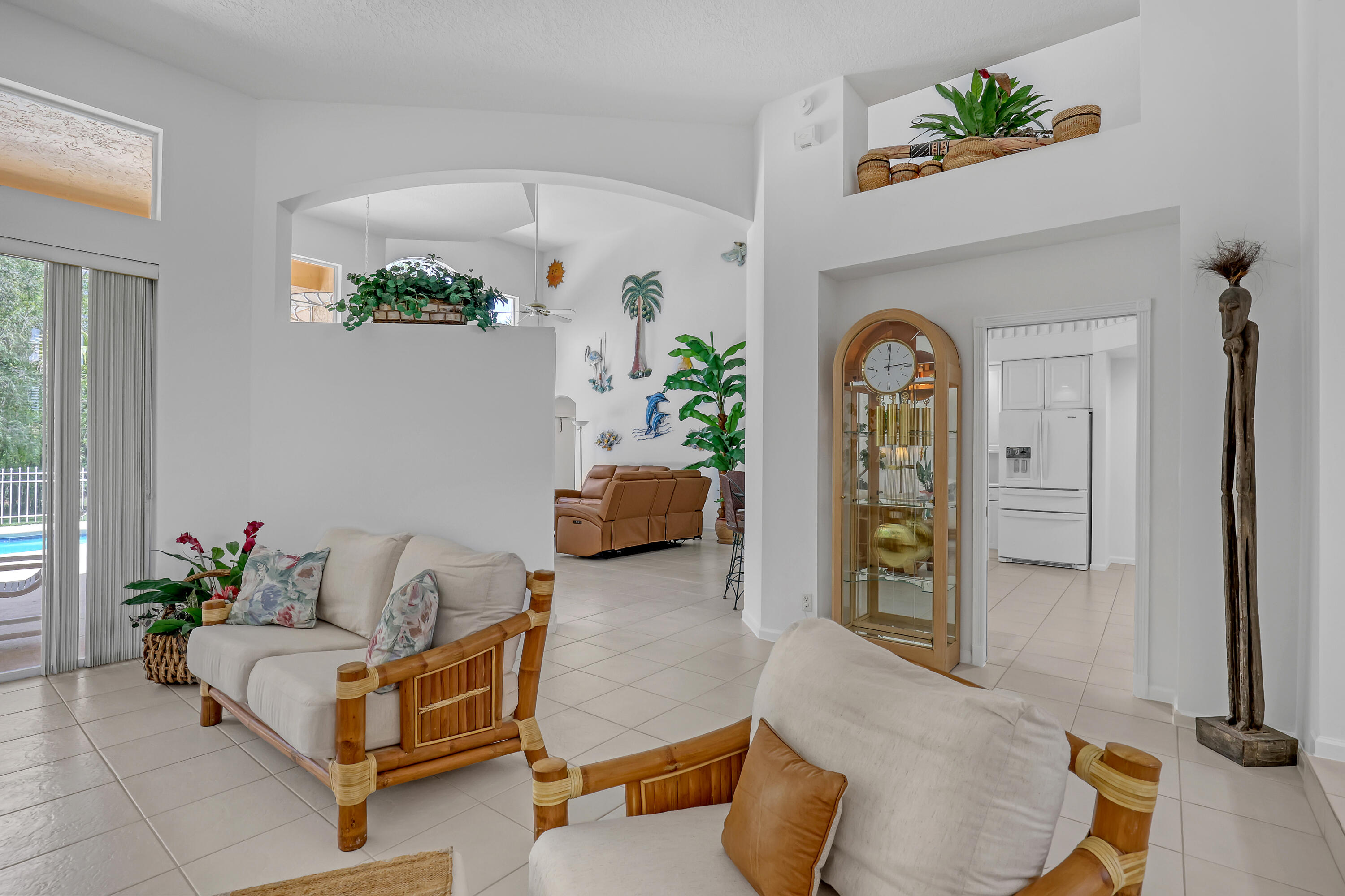 559 SW Squire Johns Lane