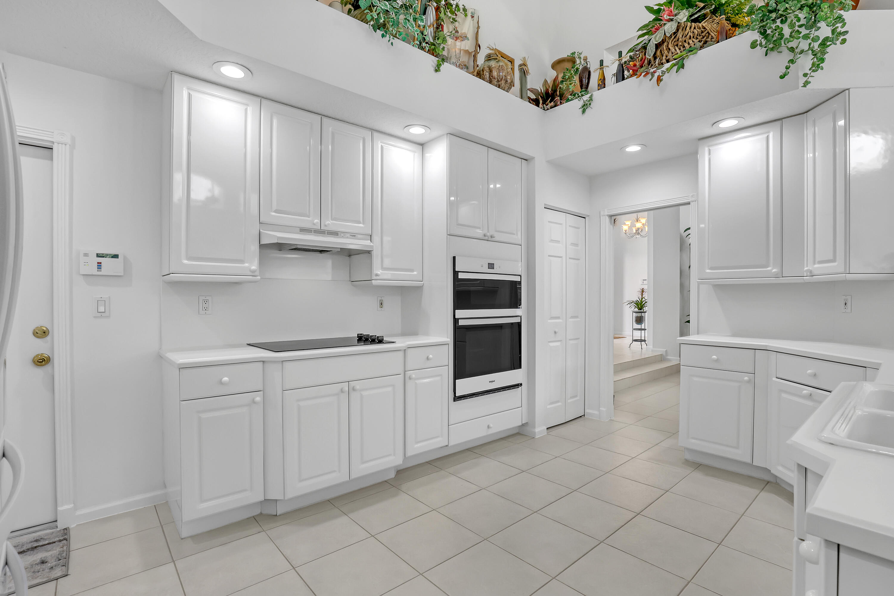 559 SW Squire Johns Lane