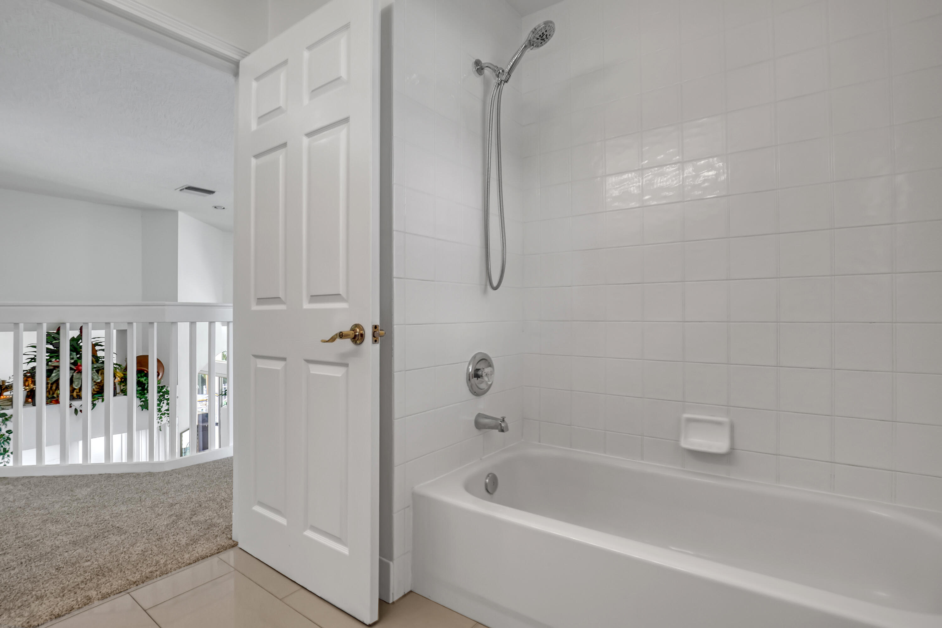 559 SW Squire Johns Lane
