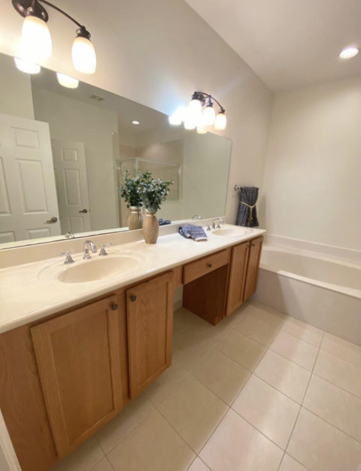 2097 WINGATE Bend