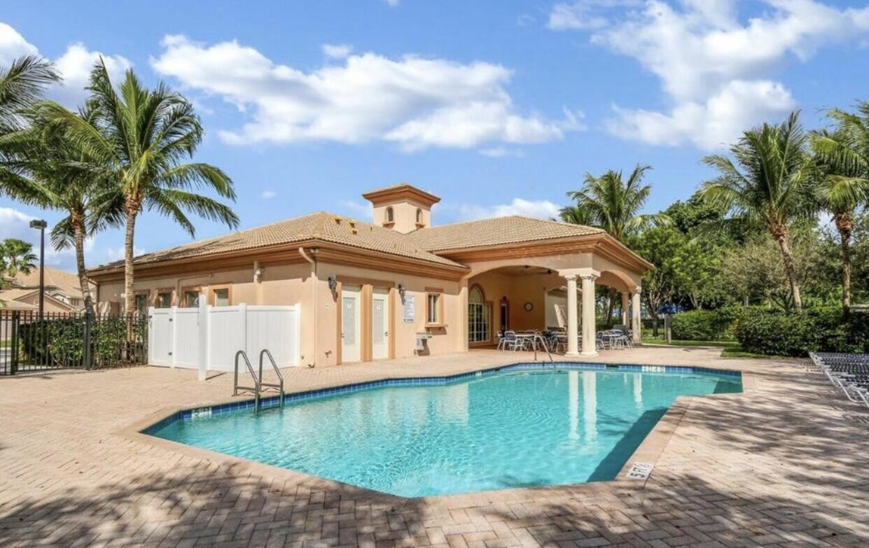 2097 WINGATE Bend
