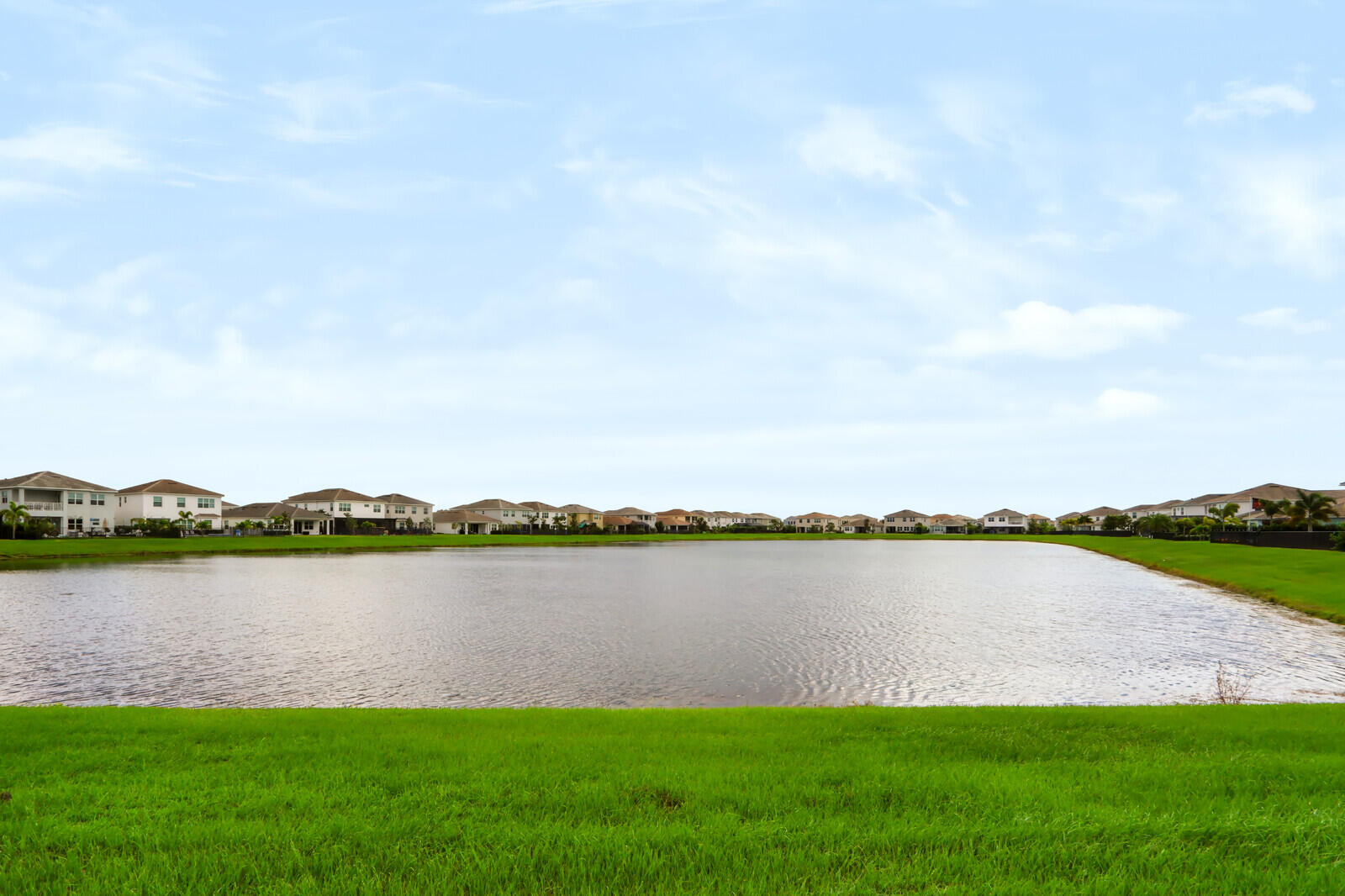 5541 MACOON Way