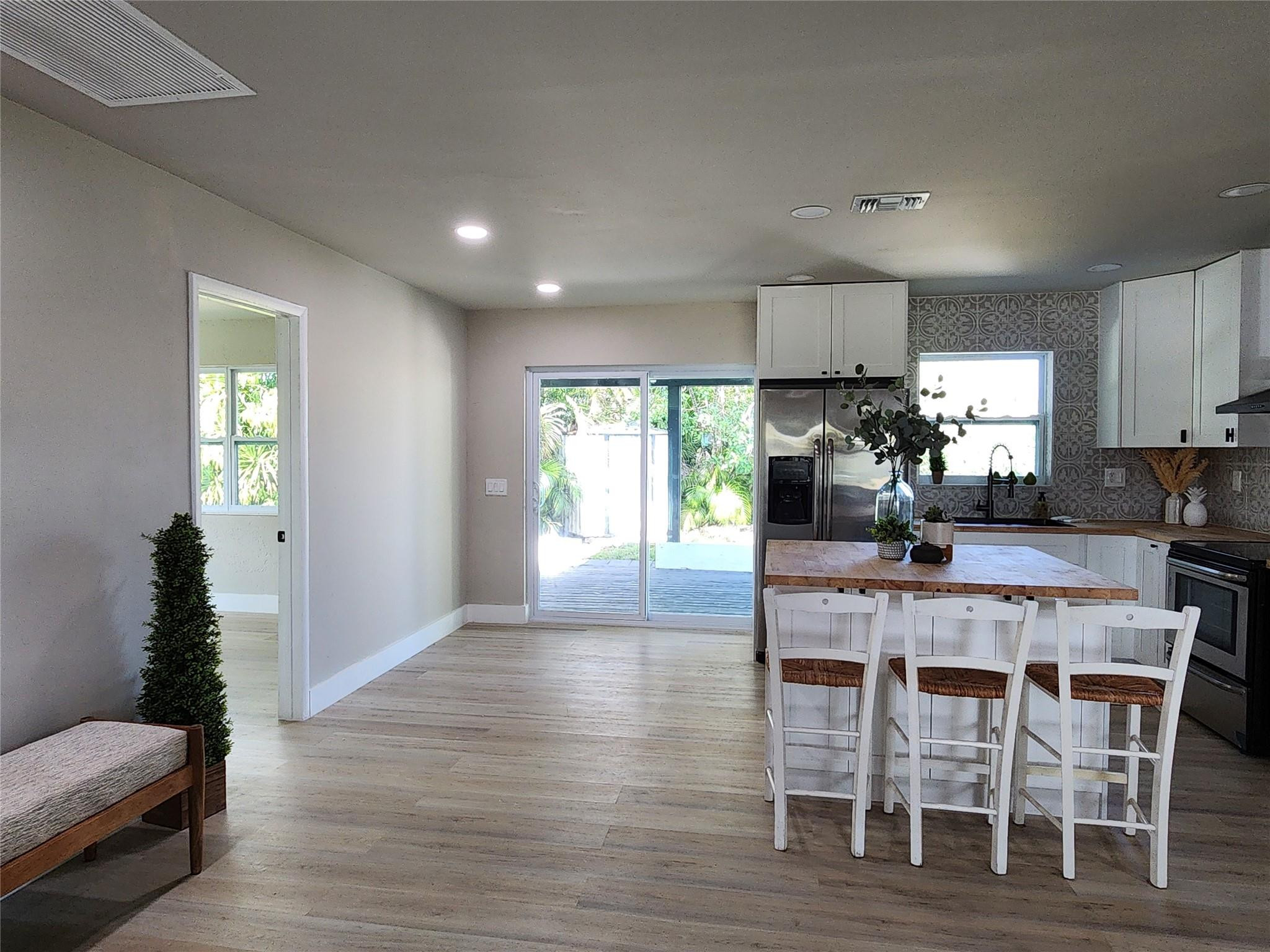 1440 SW 1st Ter
