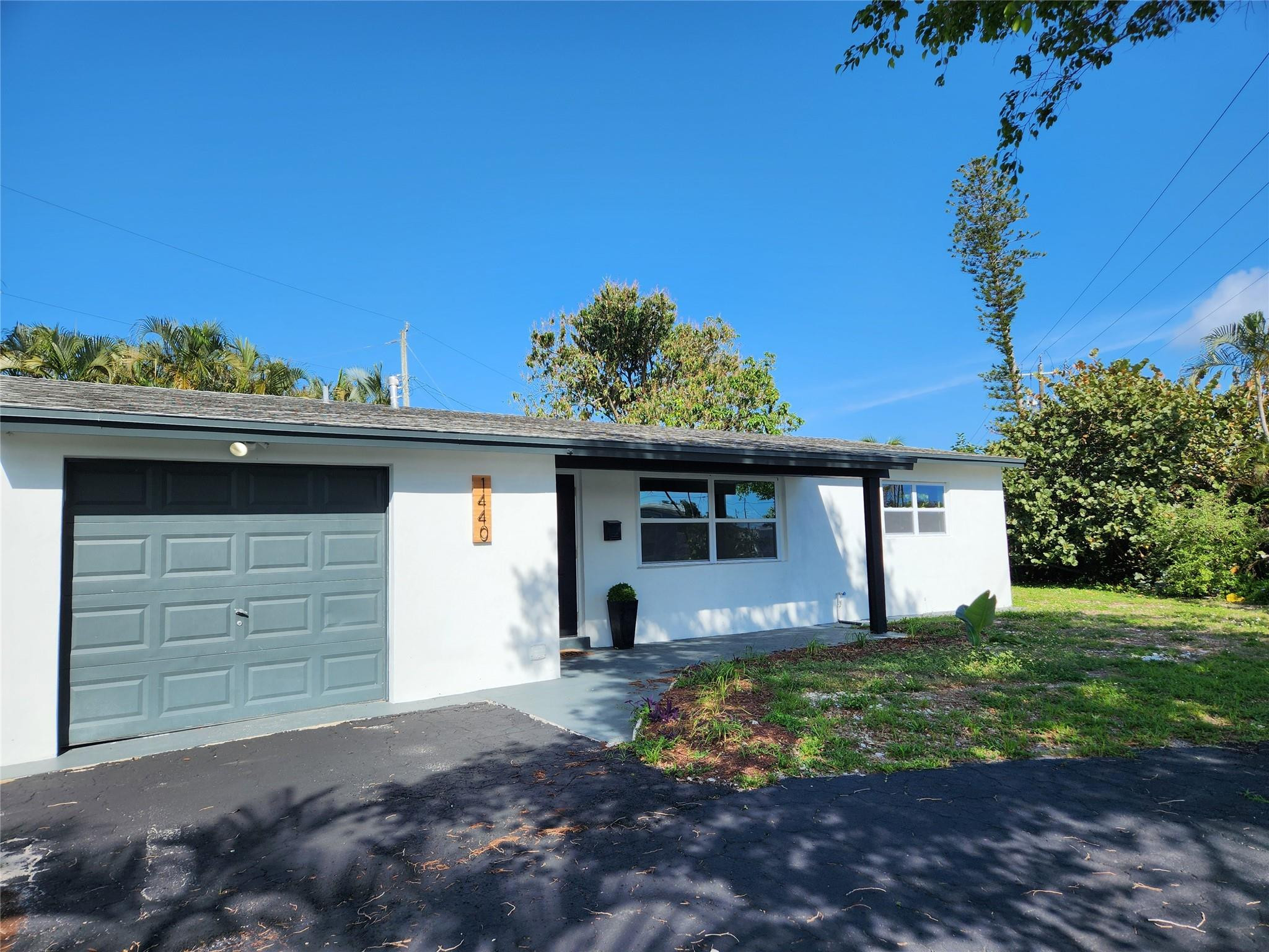 1440 SW 1st Ter