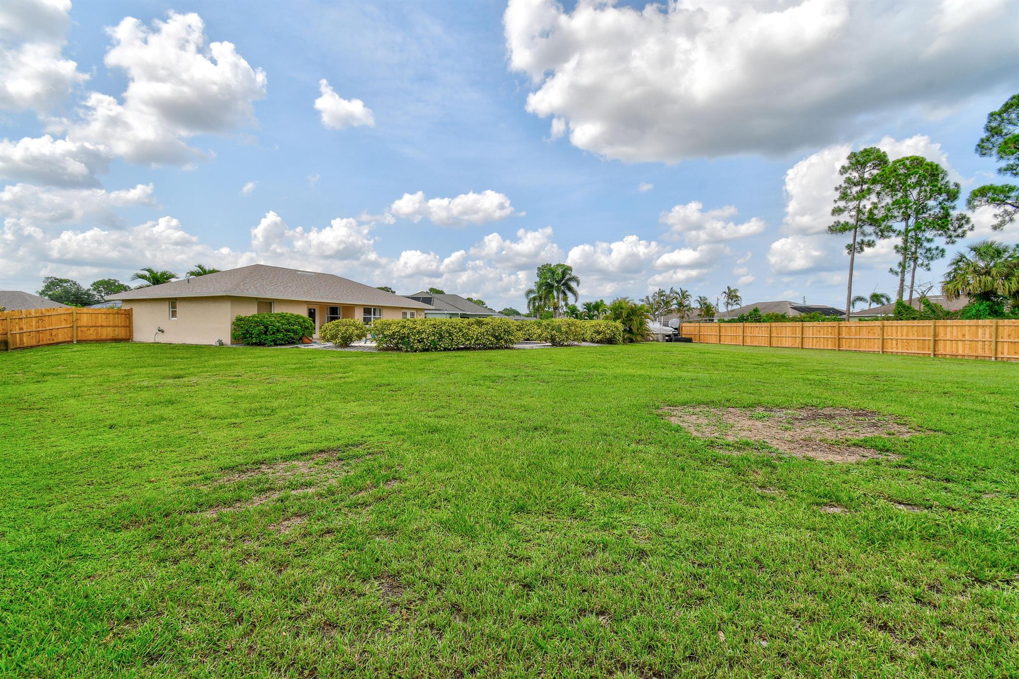 1661 SW Cefalu Circle