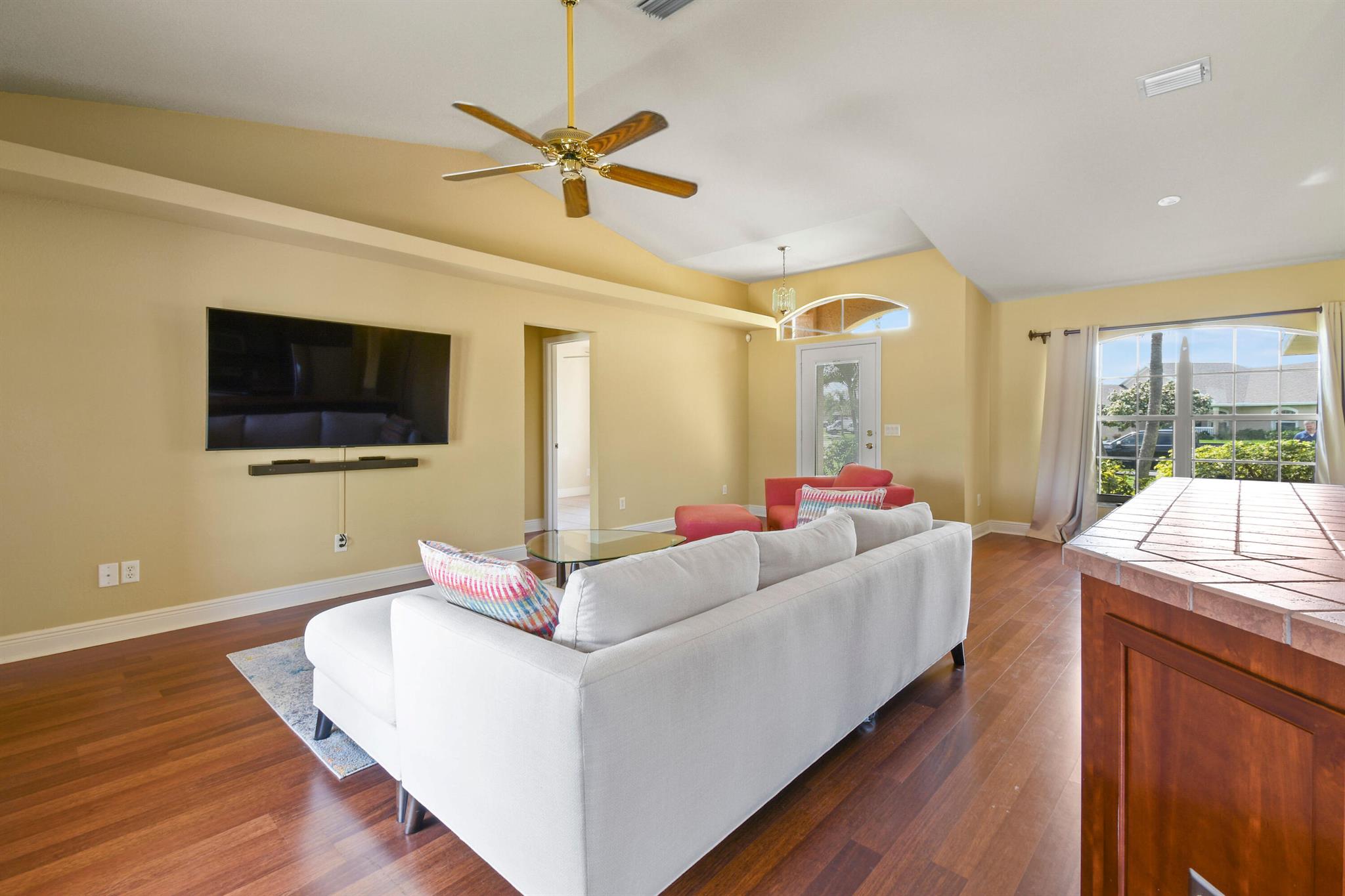 1661 SW Cefalu Circle