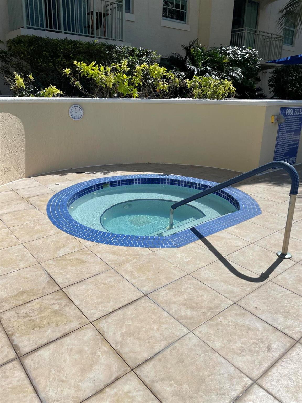 610 Clematis Street 814