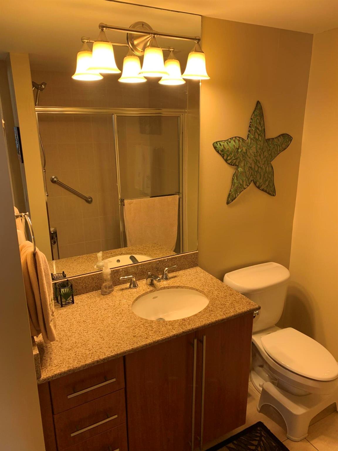 610 Clematis Street 814