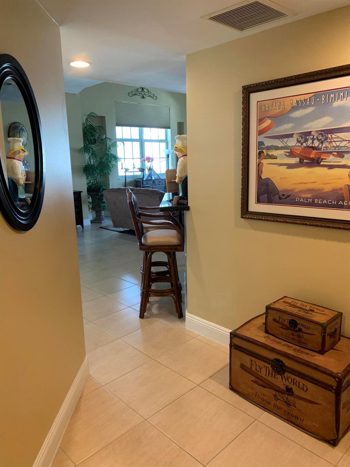 610 Clematis Street 814