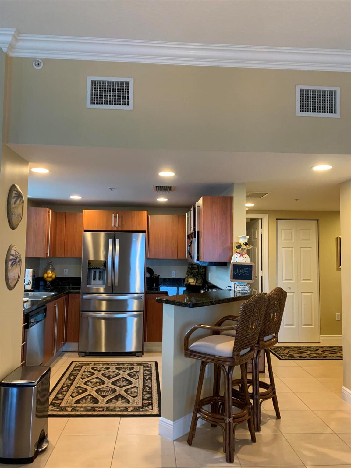 610 Clematis Street 814