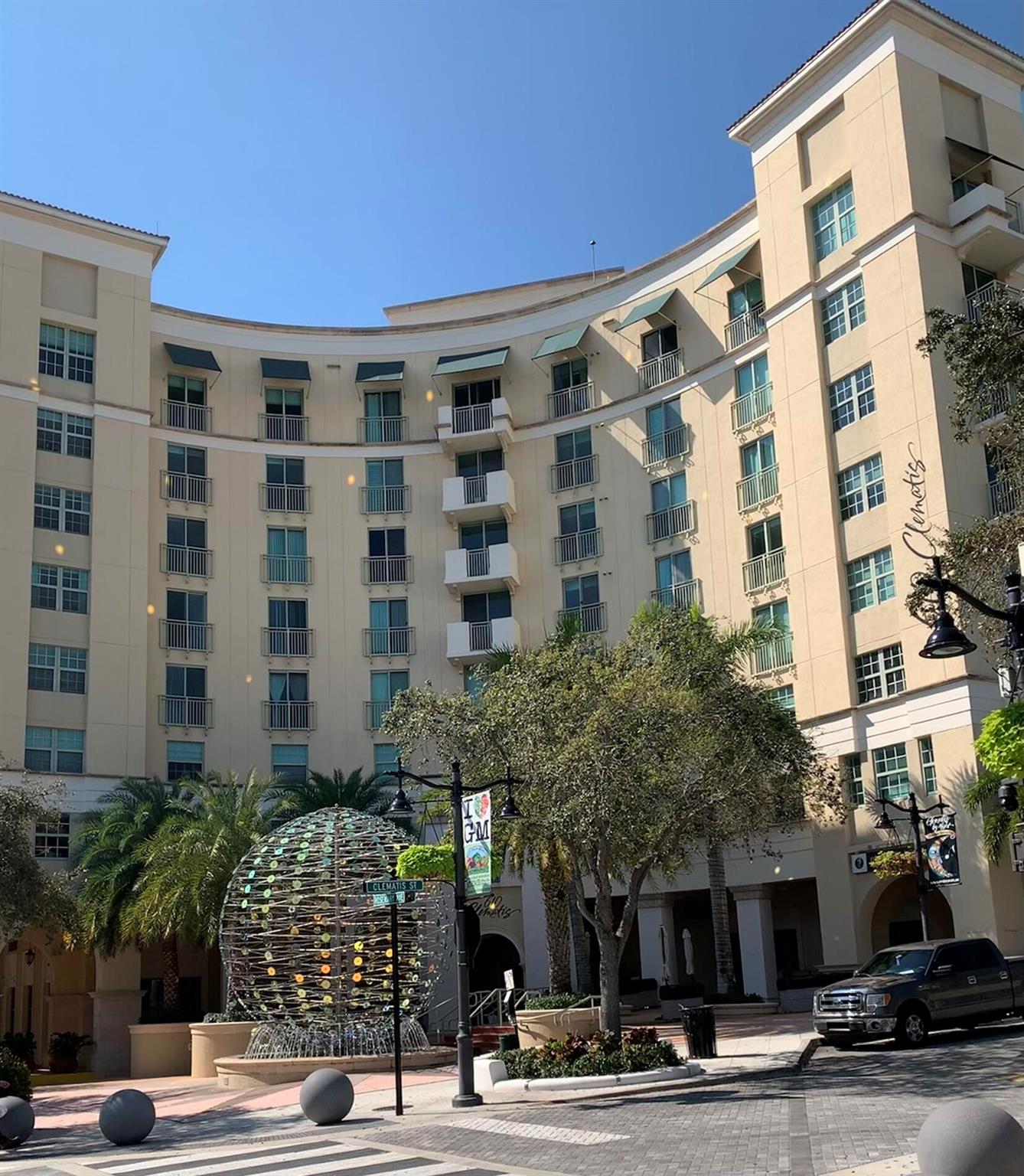 610 Clematis Street 814