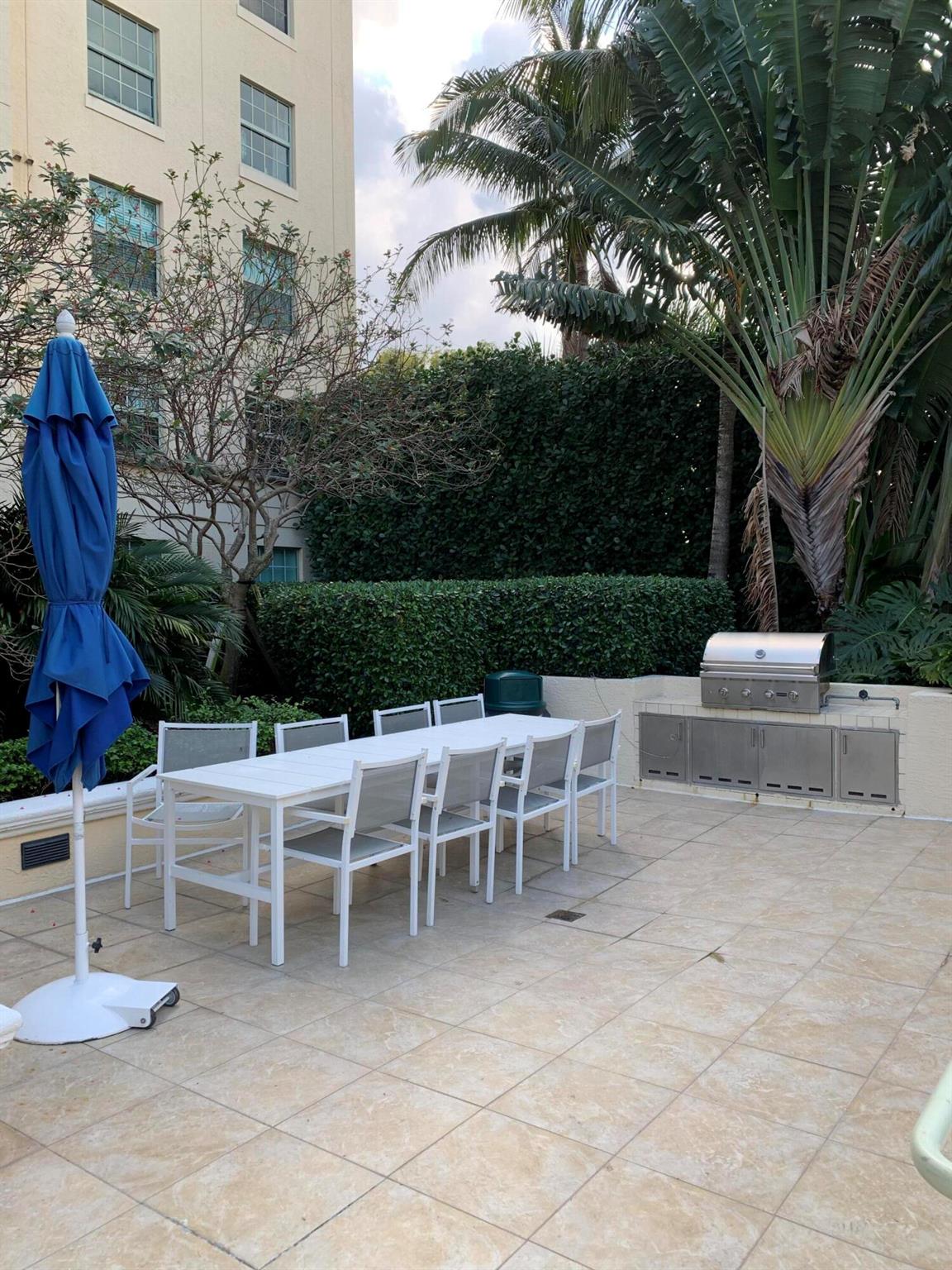 610 Clematis Street 814