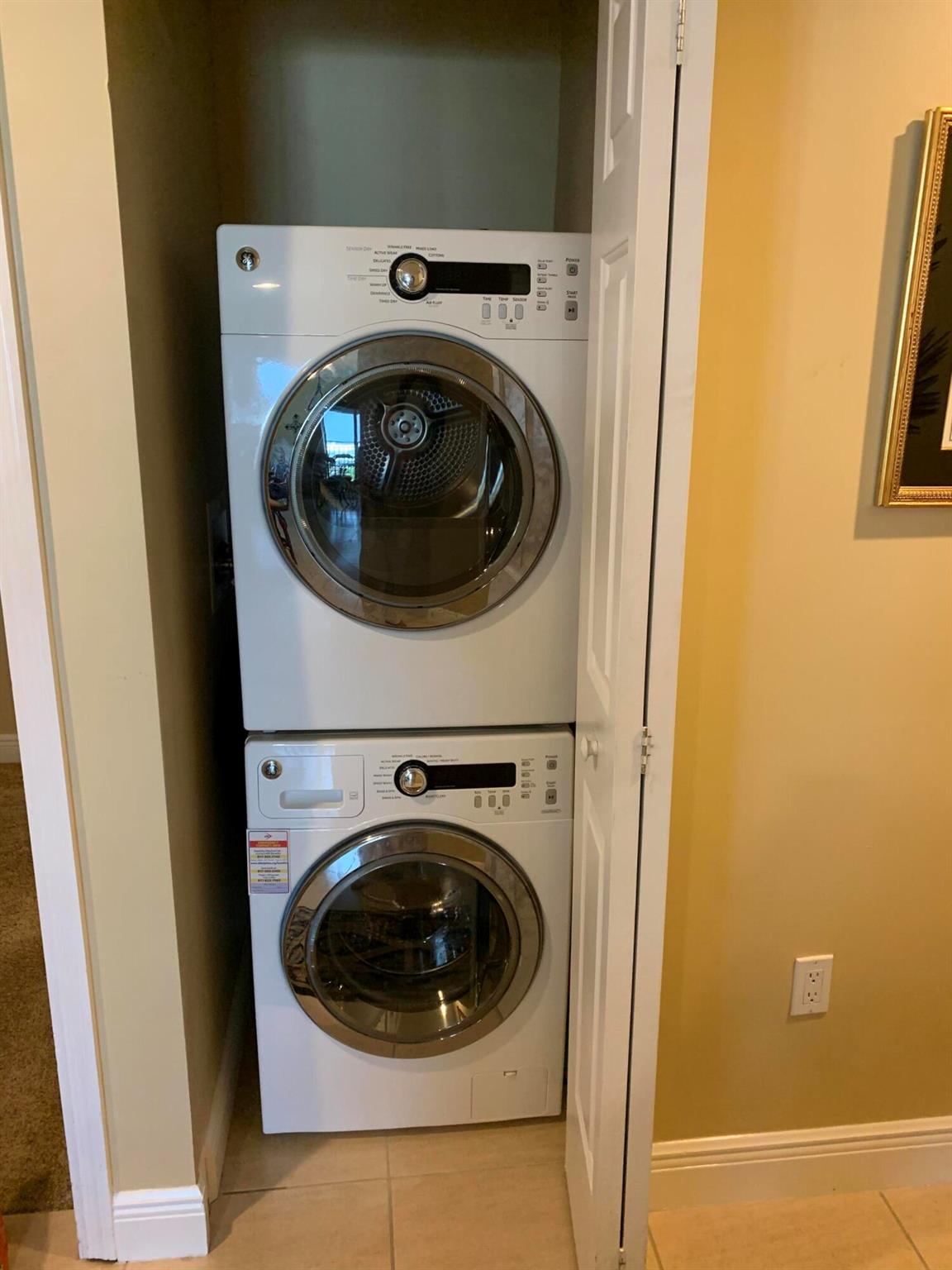 610 Clematis Street 814