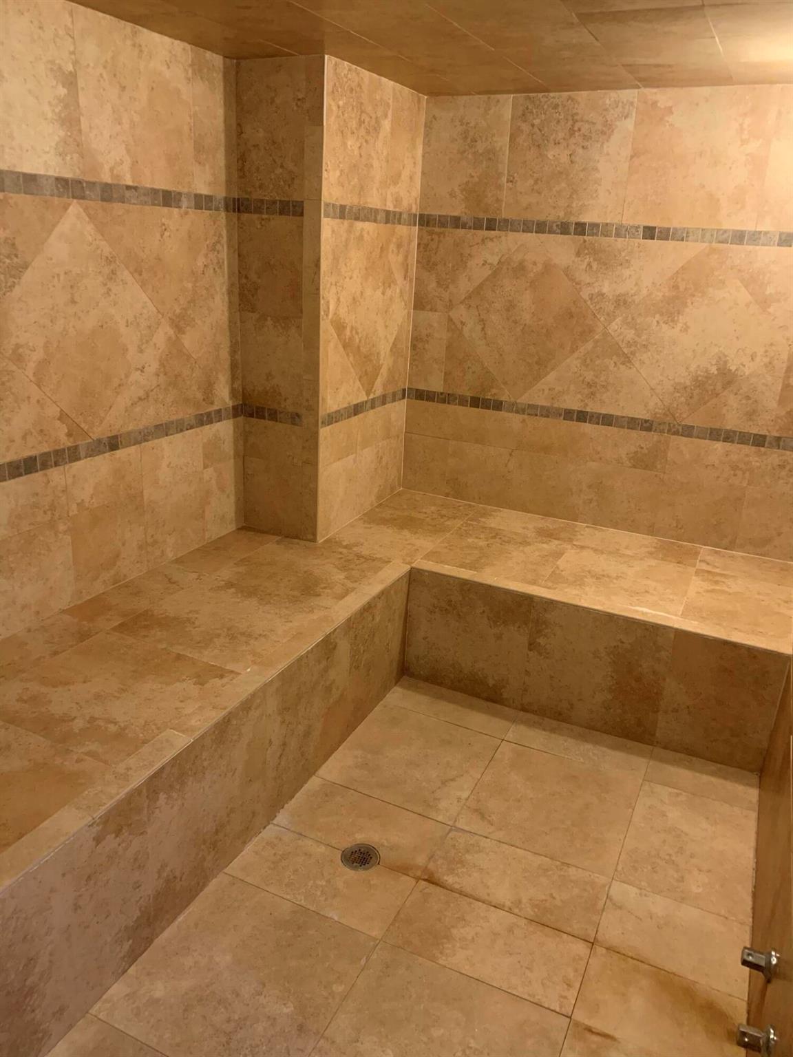 610 Clematis Street 814