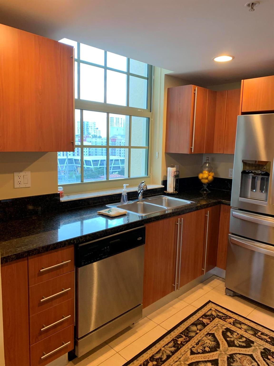 610 Clematis Street 814