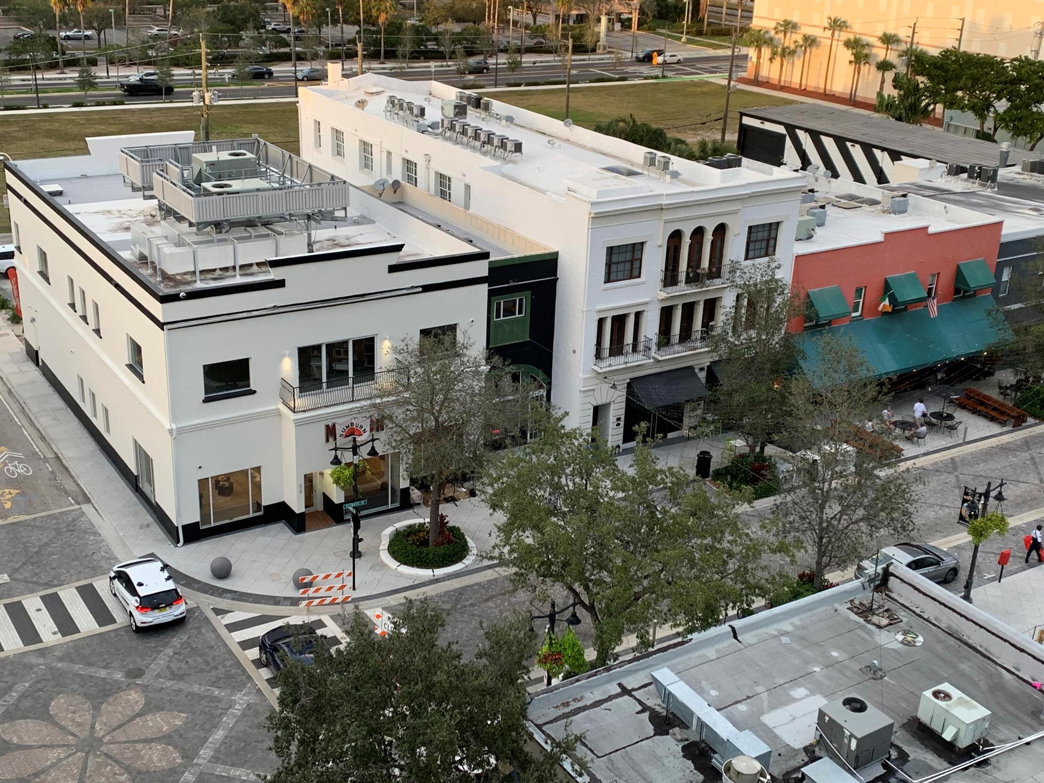 610 Clematis Street 814