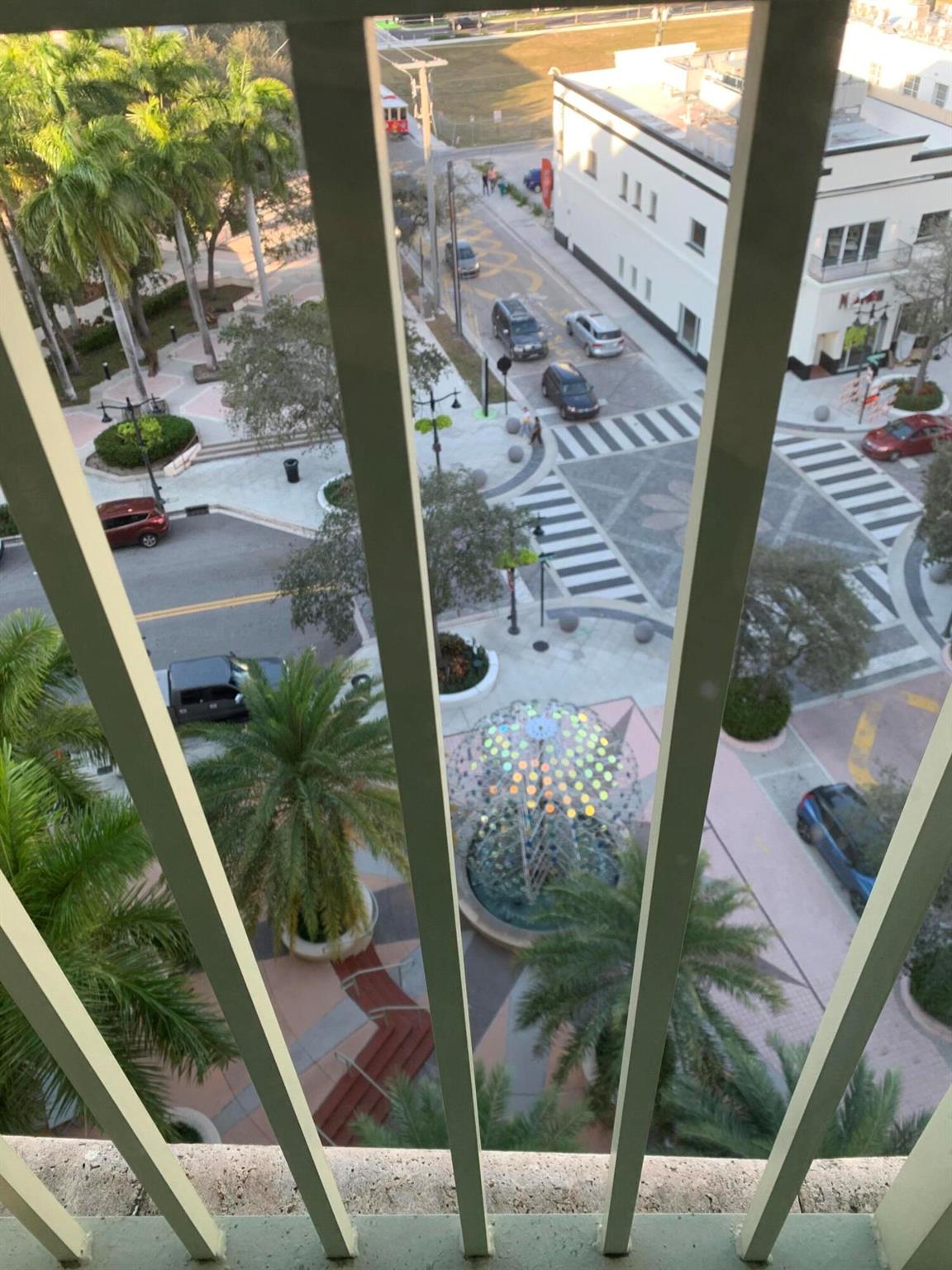 610 Clematis Street 814