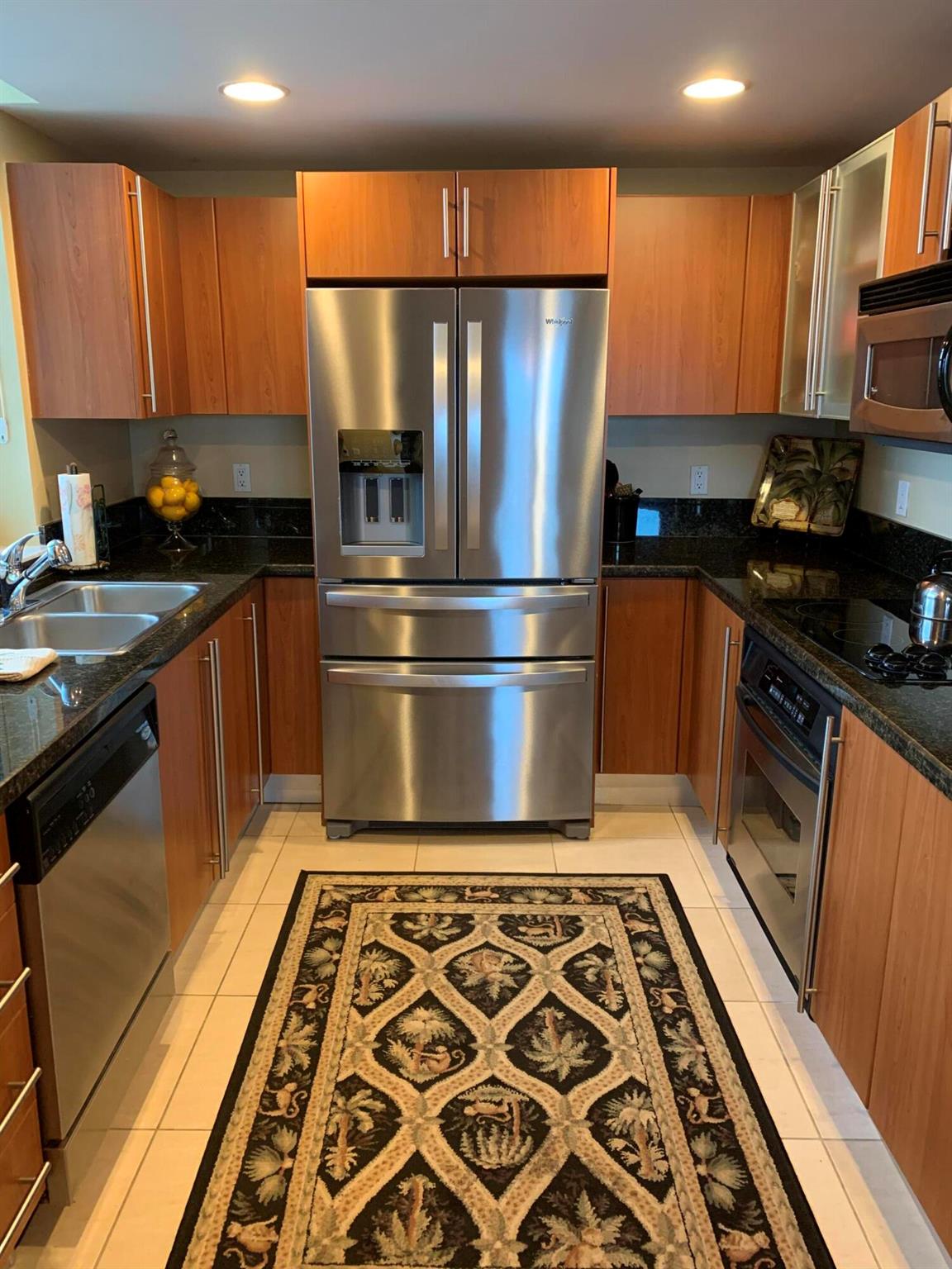 610 Clematis Street 814