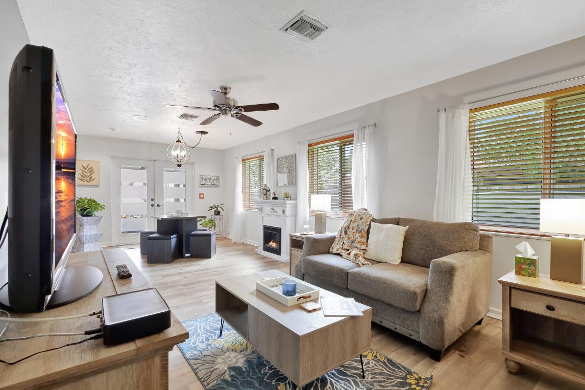 1236 Wynnewood Drive