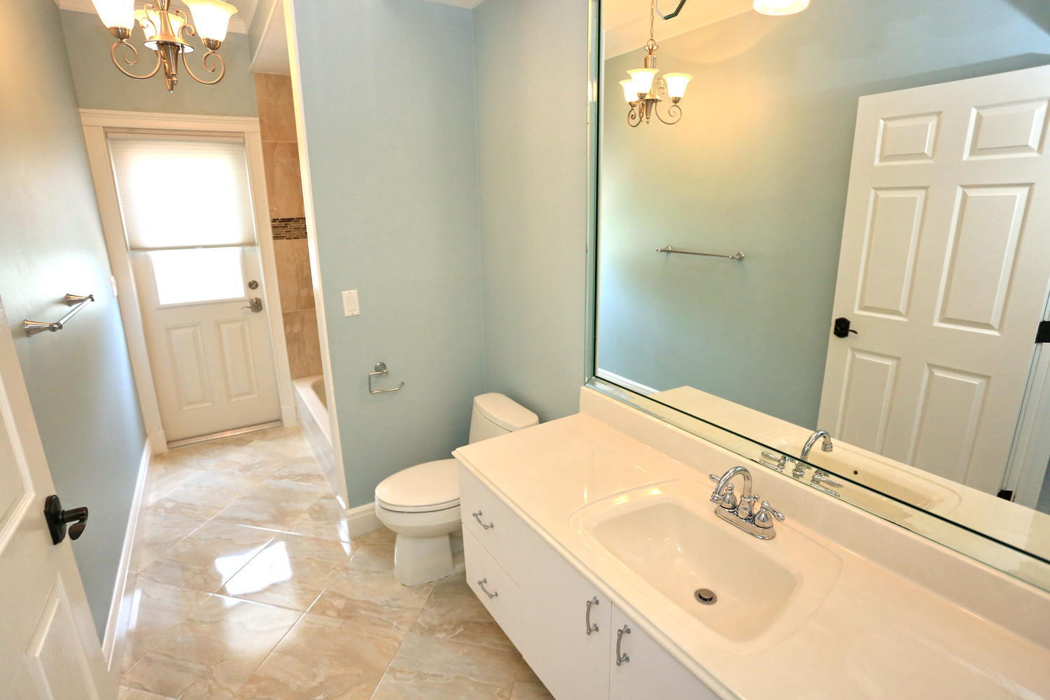 10297 Allamanda Boulevard