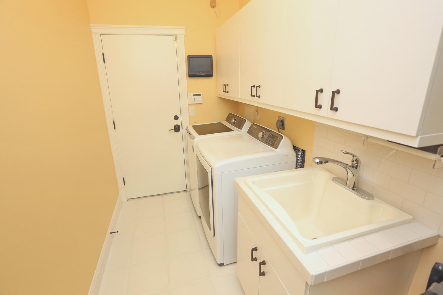 10297 Allamanda Boulevard