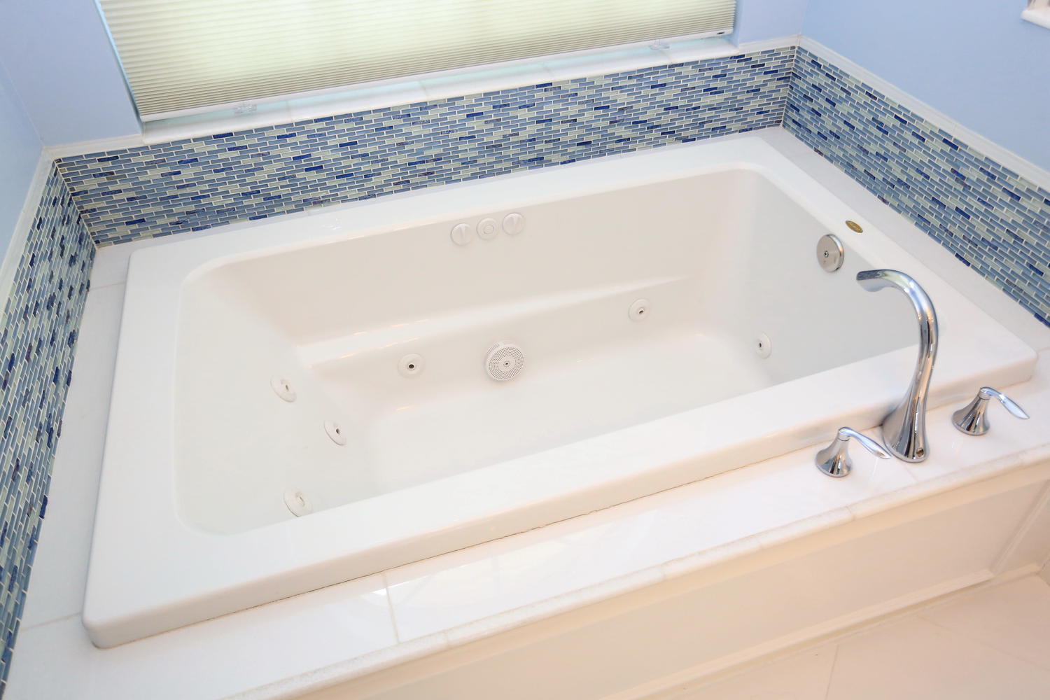 10297 Allamanda Boulevard